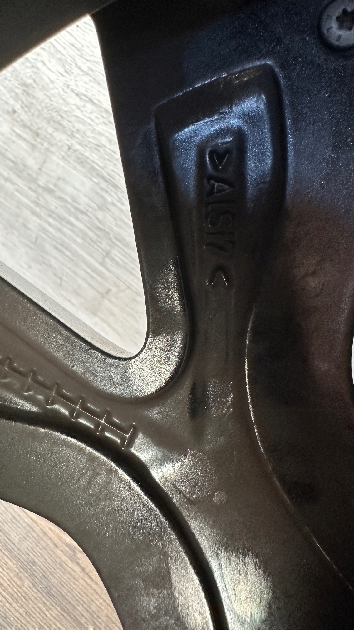 disk BMW 4 i4 G26 disk hliníkový 8747307