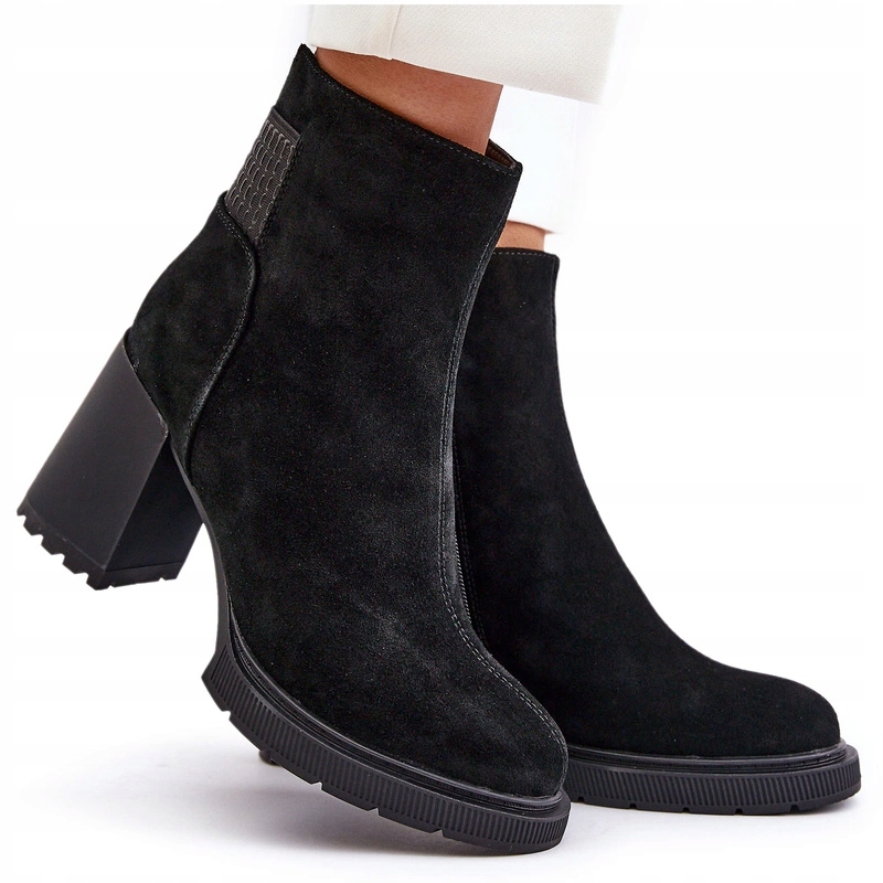 Kotníkové Boty Semišové Podpatek Sloupek Zateplené Na Zip D&a CR42-106 Černé 37