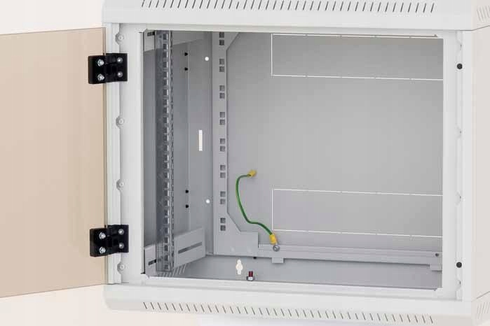 Nástenný rack jednodielny 12U (š)600x(h)495 perforované dvere