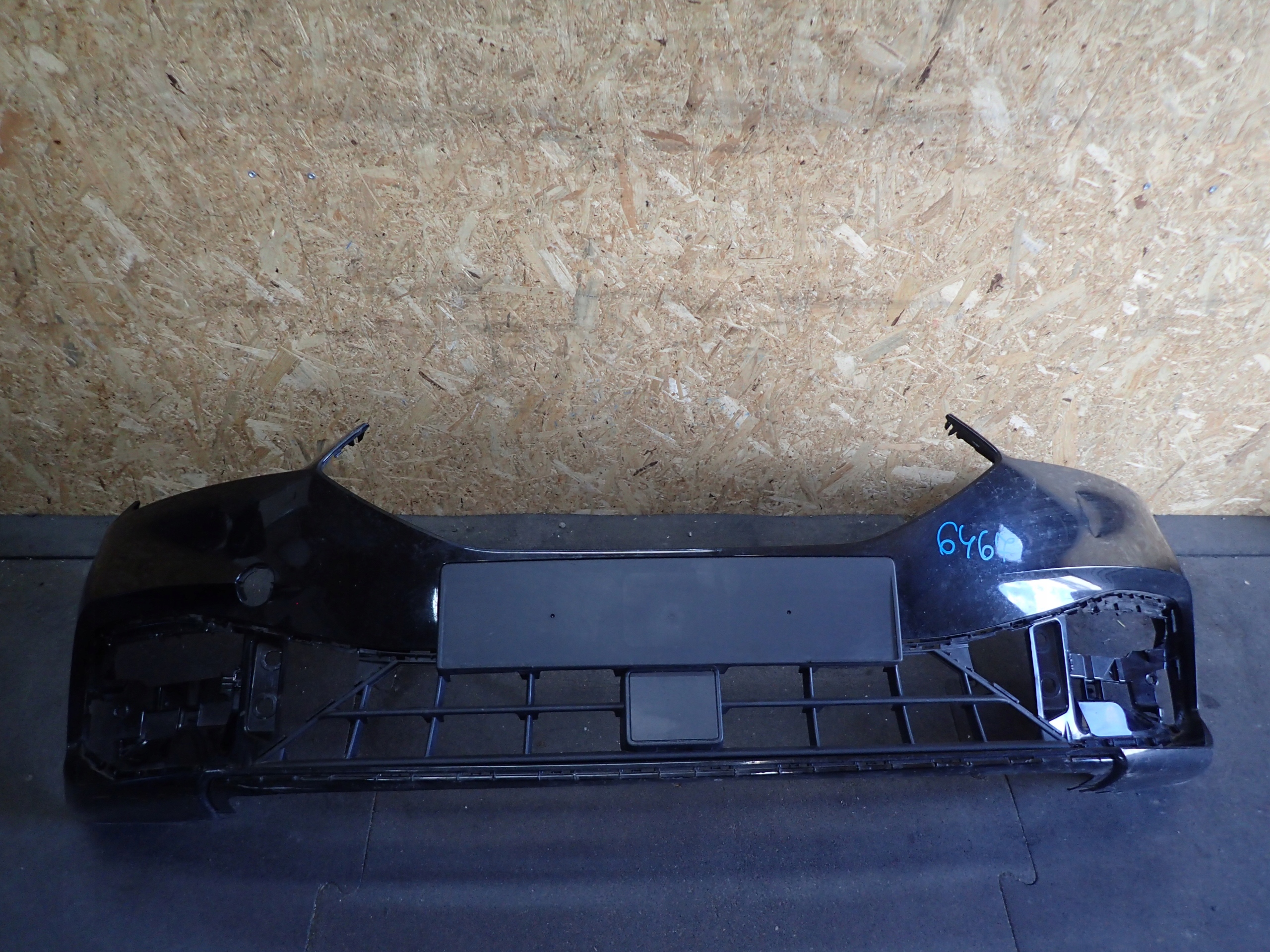 STOSSSTANGE VORNE SEAT LEON 4 IV