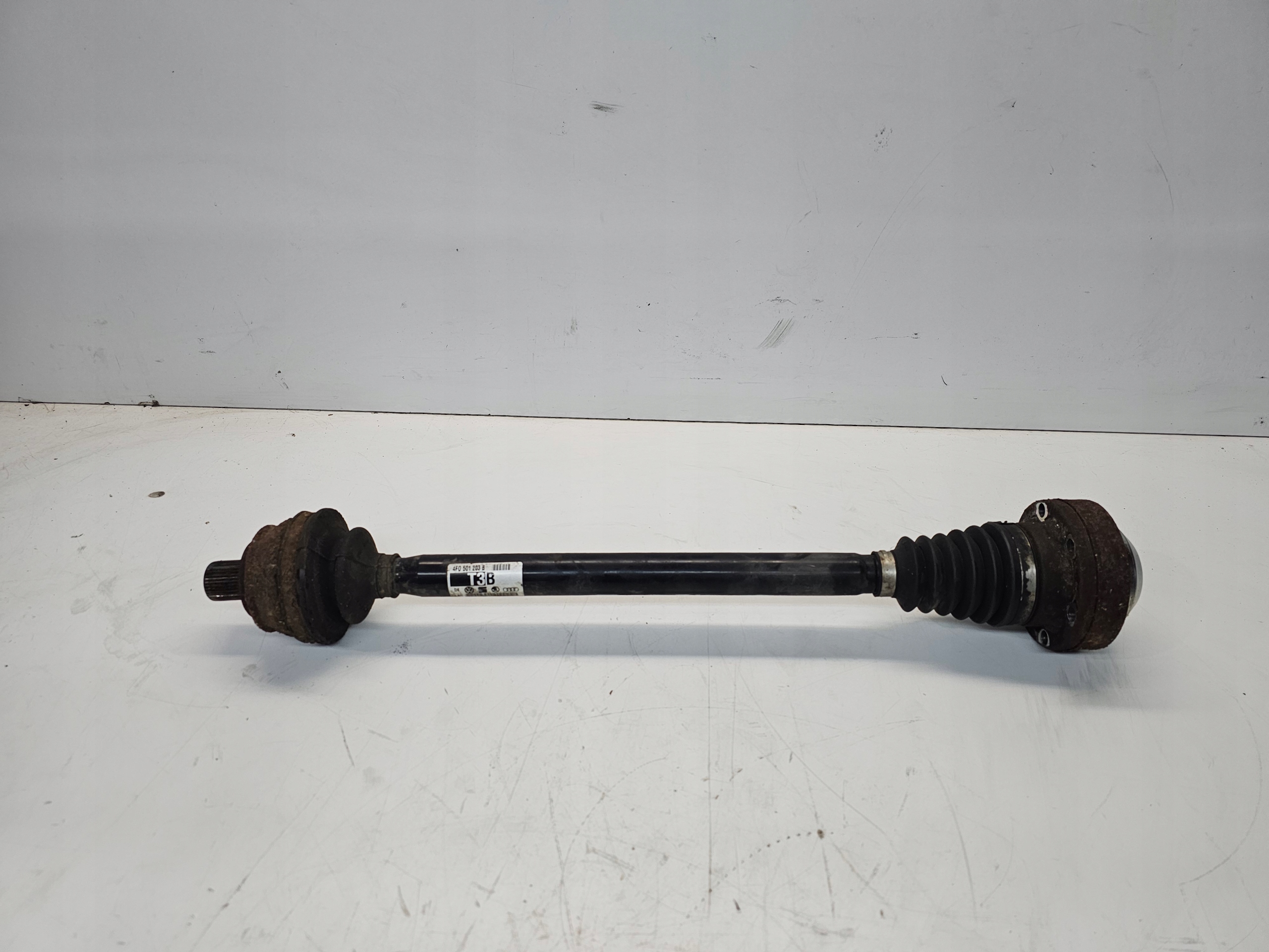 semi-axis left right rear AUDI A6 C6 4F0501203B