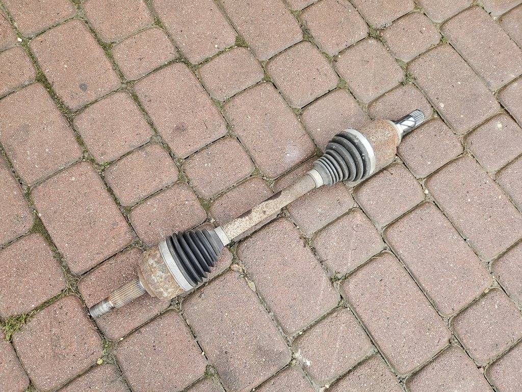 semi-axis front front left short. LIFT FL joint Renault Zoe 391014627R