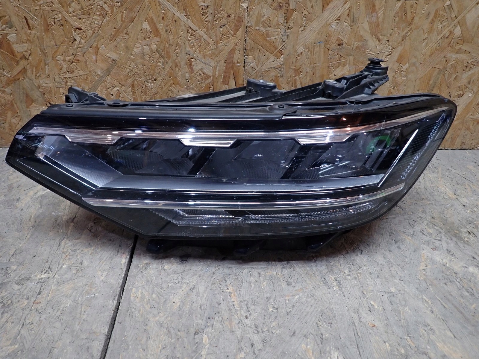 light left REFLEKTOR left FULL LED NIE positioning VW PASSAT B8 3G LIFT 2019
