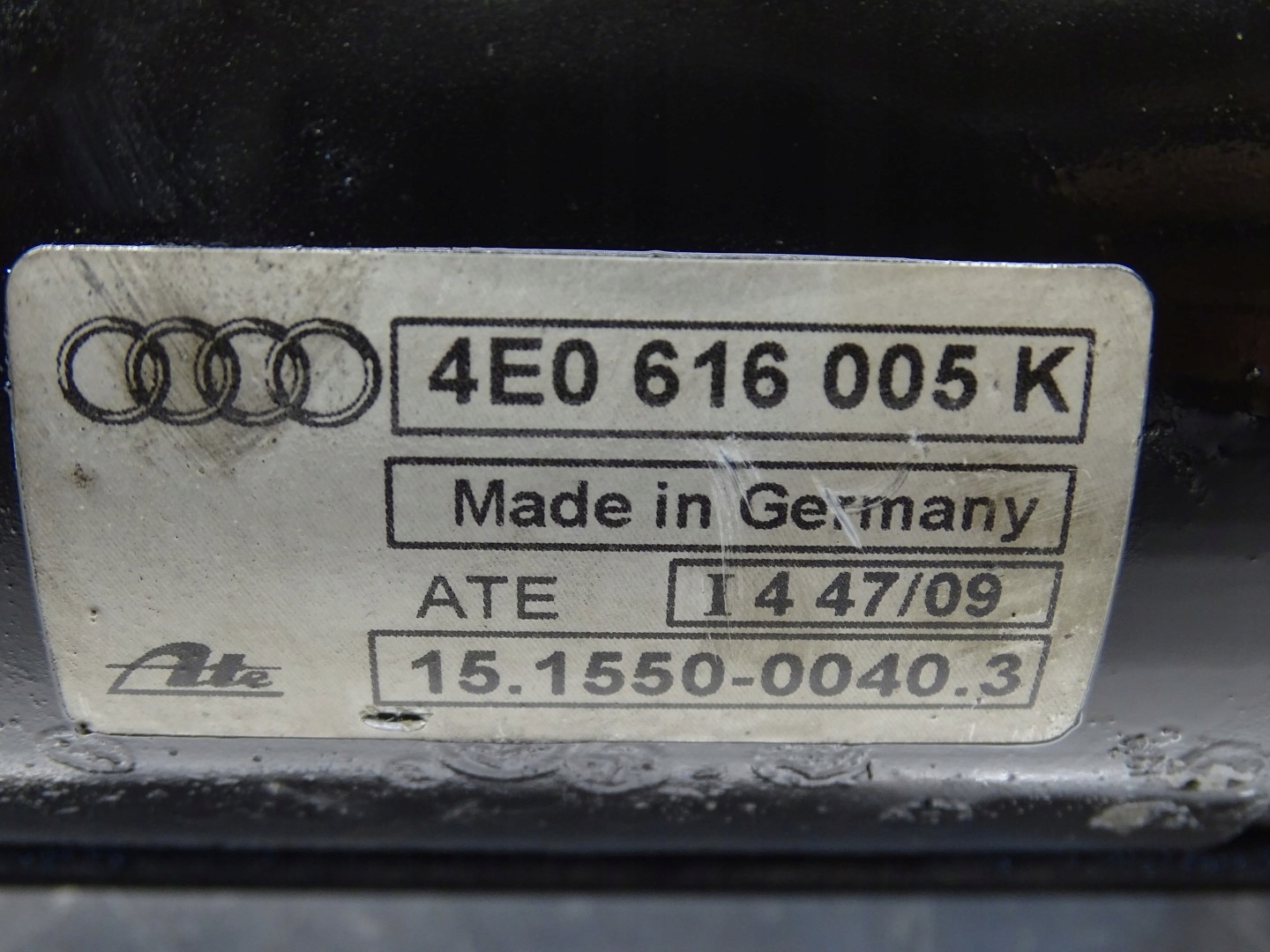 compressor; compressor springing AUDI A8 D3 4E0616005K