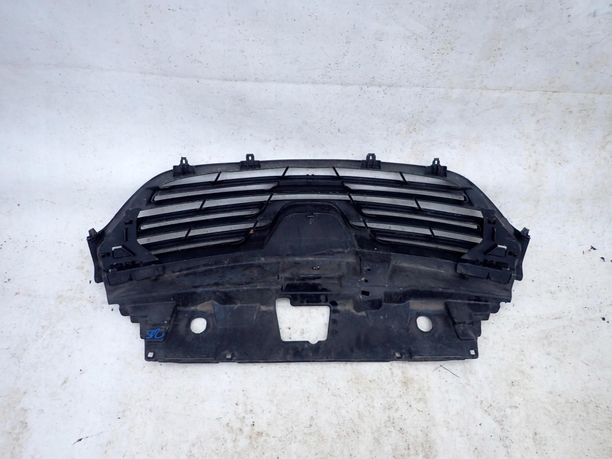 RENAULT TRAFIC III 3 14-19 Grill Grill