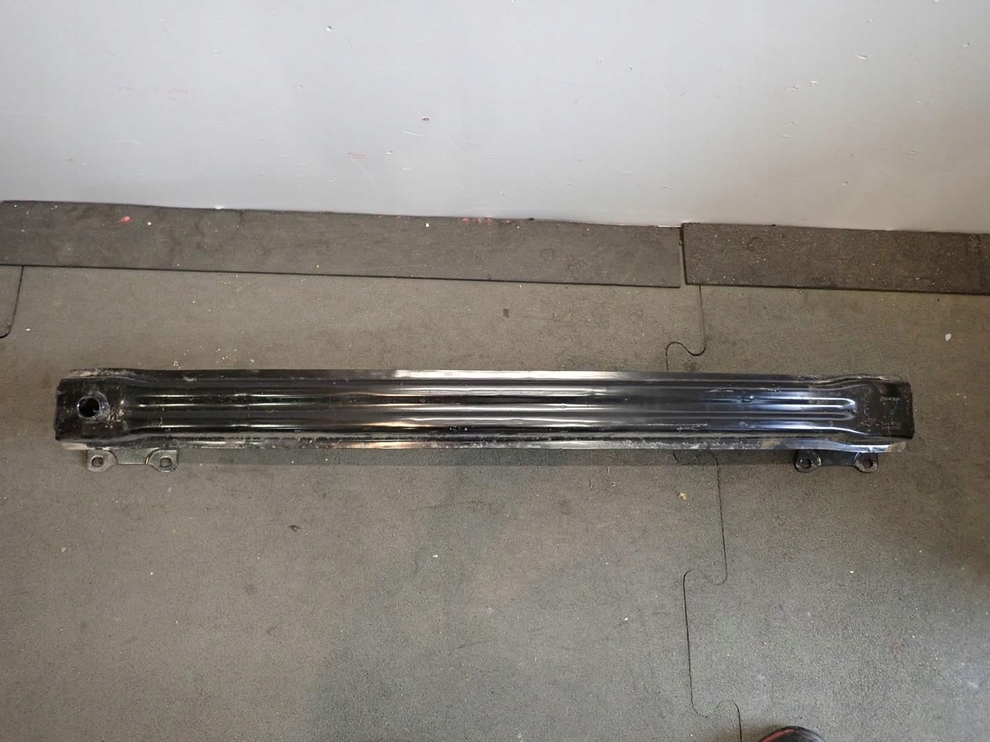 sider below bumper rear part SKODA YETI 5L6807305B
