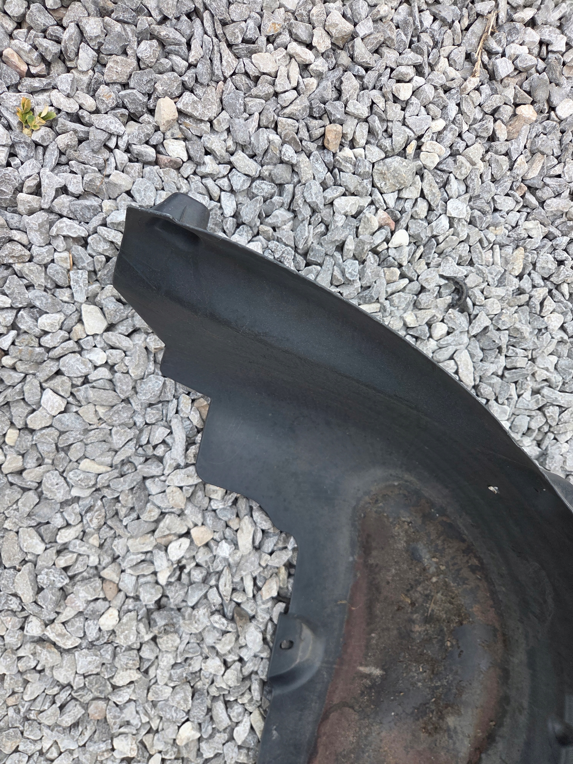 mudguard left rear part left rear. PEUGEOT EXPERT III 9810967980