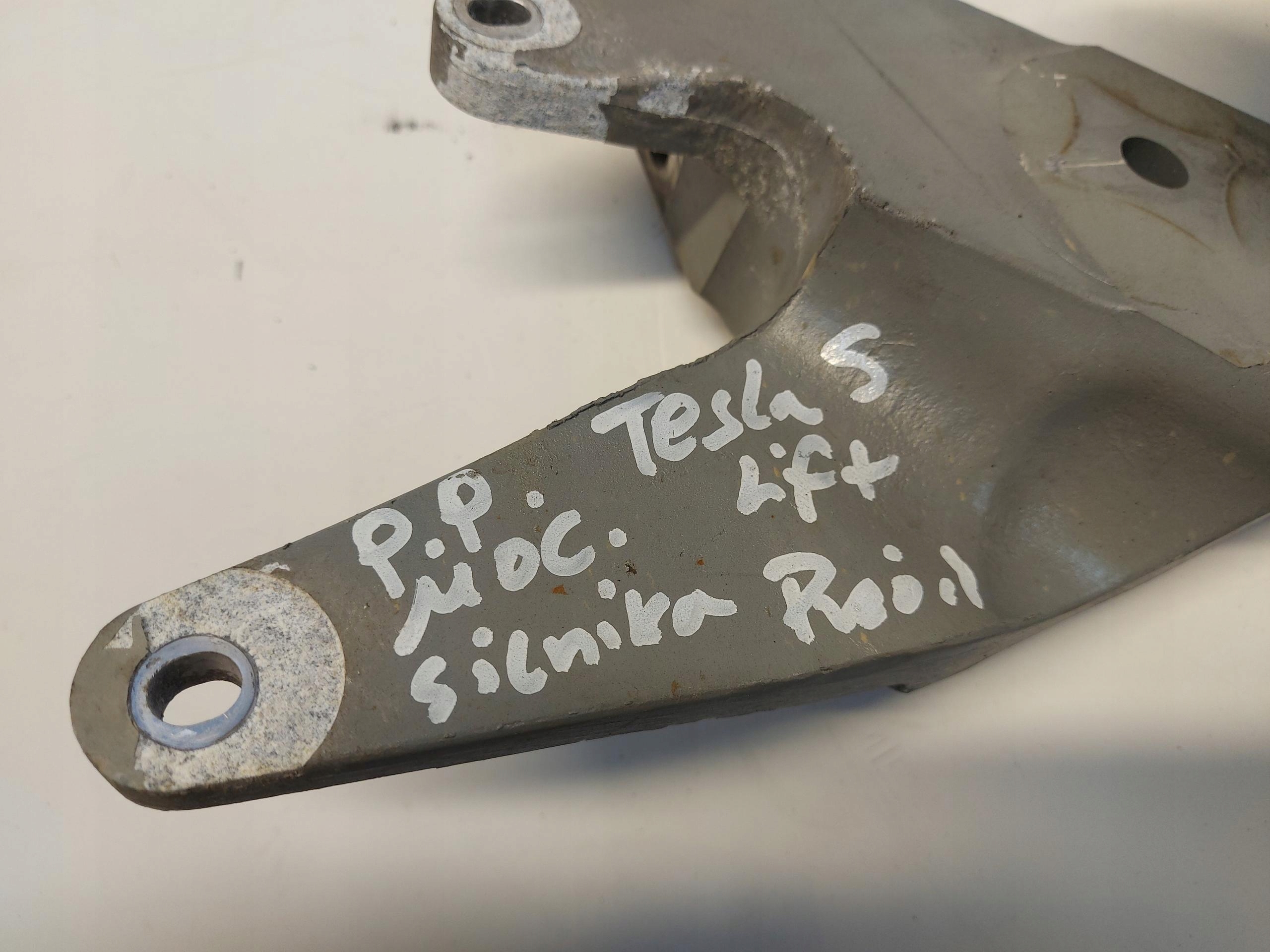 Tesla Model S LIFT Support Support plaque Moteur Droit Avant 1077751-00-ahb-1