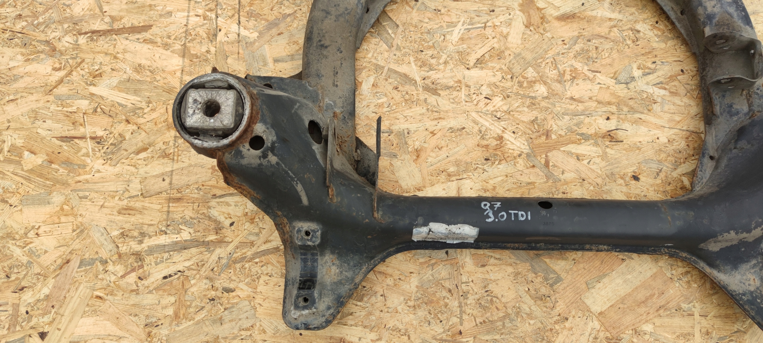 TRAWERS axle beam subframe front AUDI Q7 4L 7L0499314A