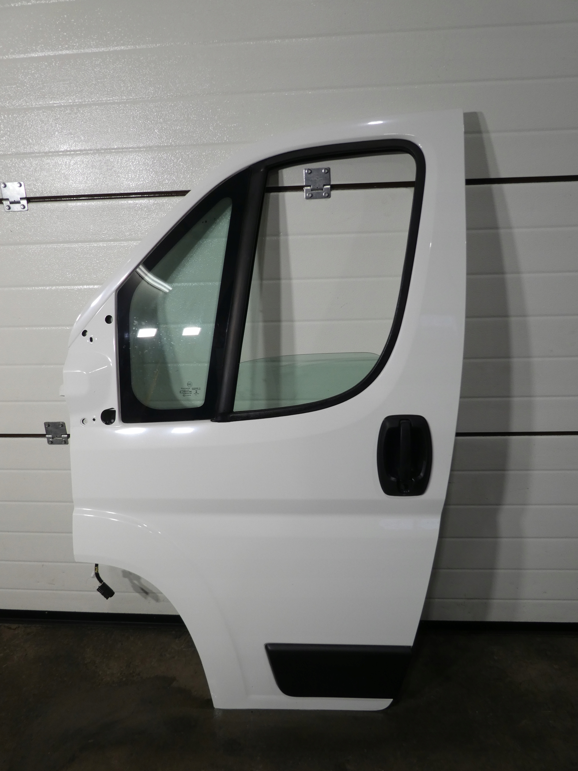 DUCATO JUMPER III TÜR VORNE LINKS H3 KOMPLET