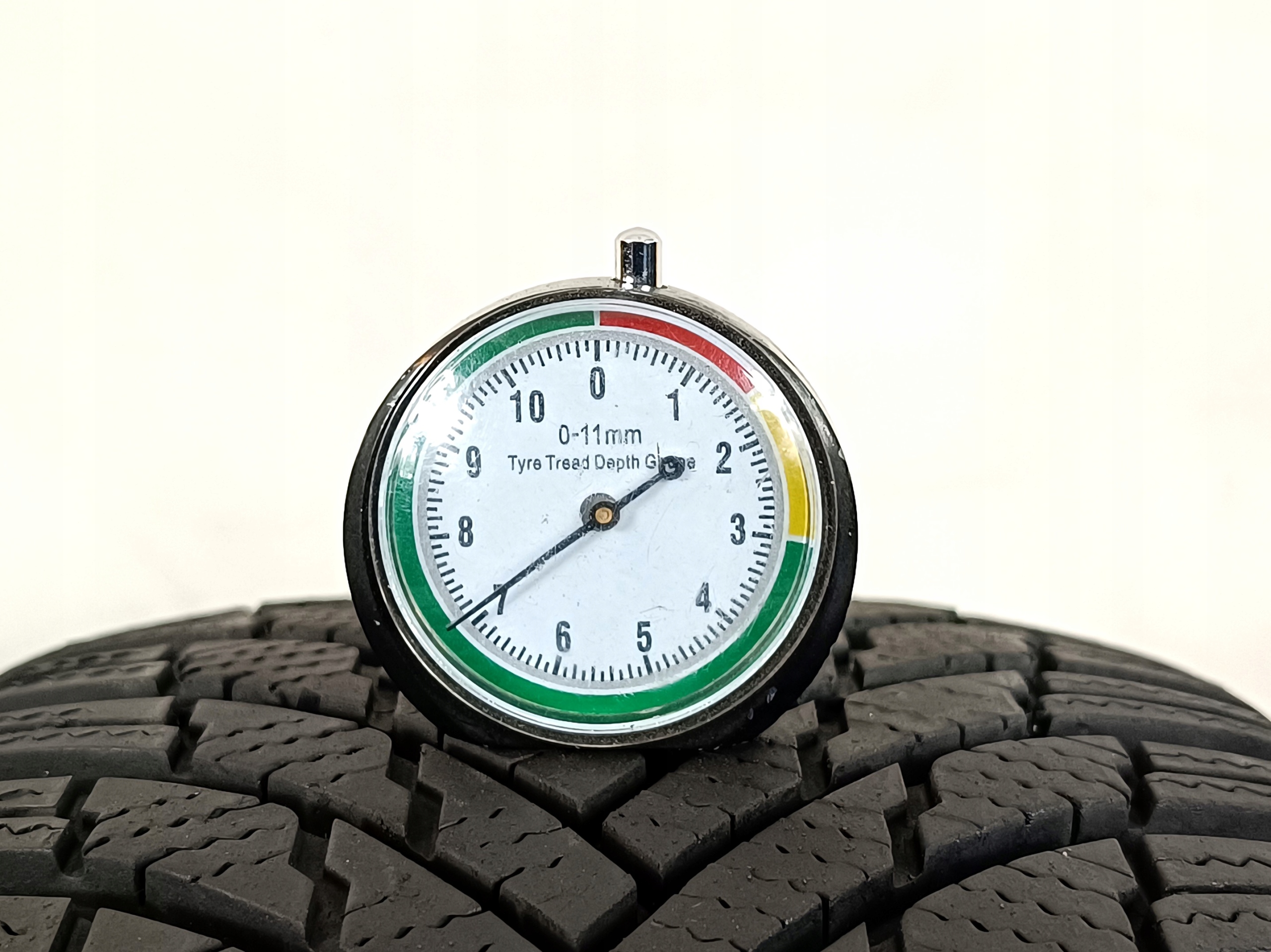 2x Firestone Winterhawk 4 215/65 R16 2020 EAN (GTIN) 3286341801712