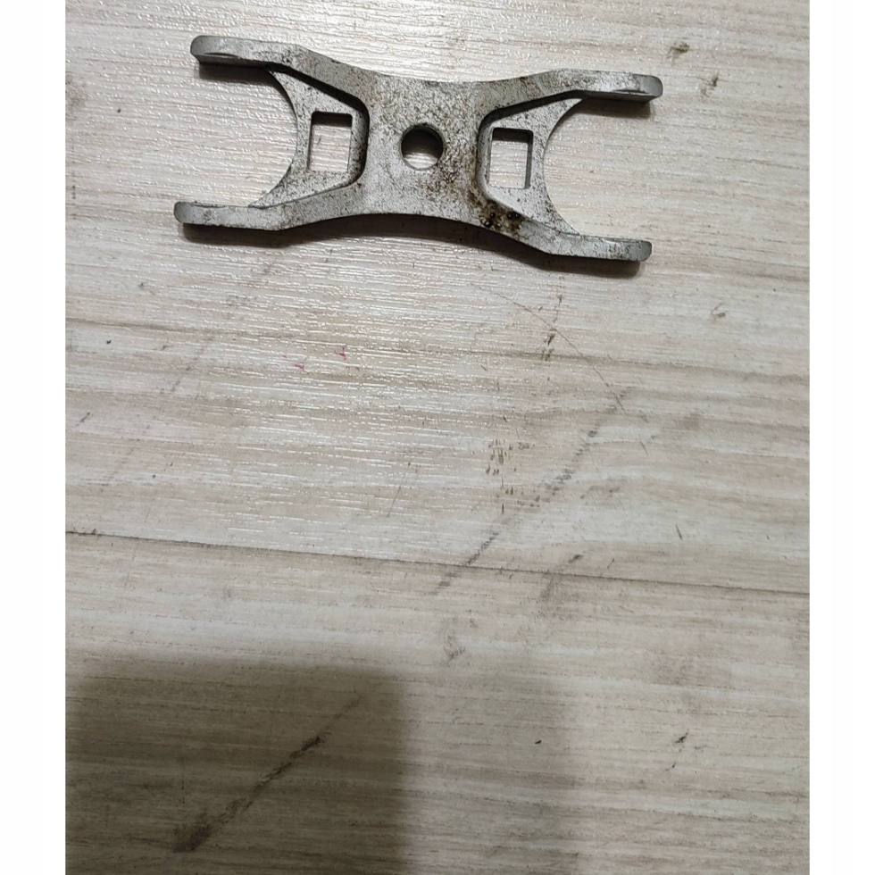 Halter Einspritzdüse Volkswagen Caddy