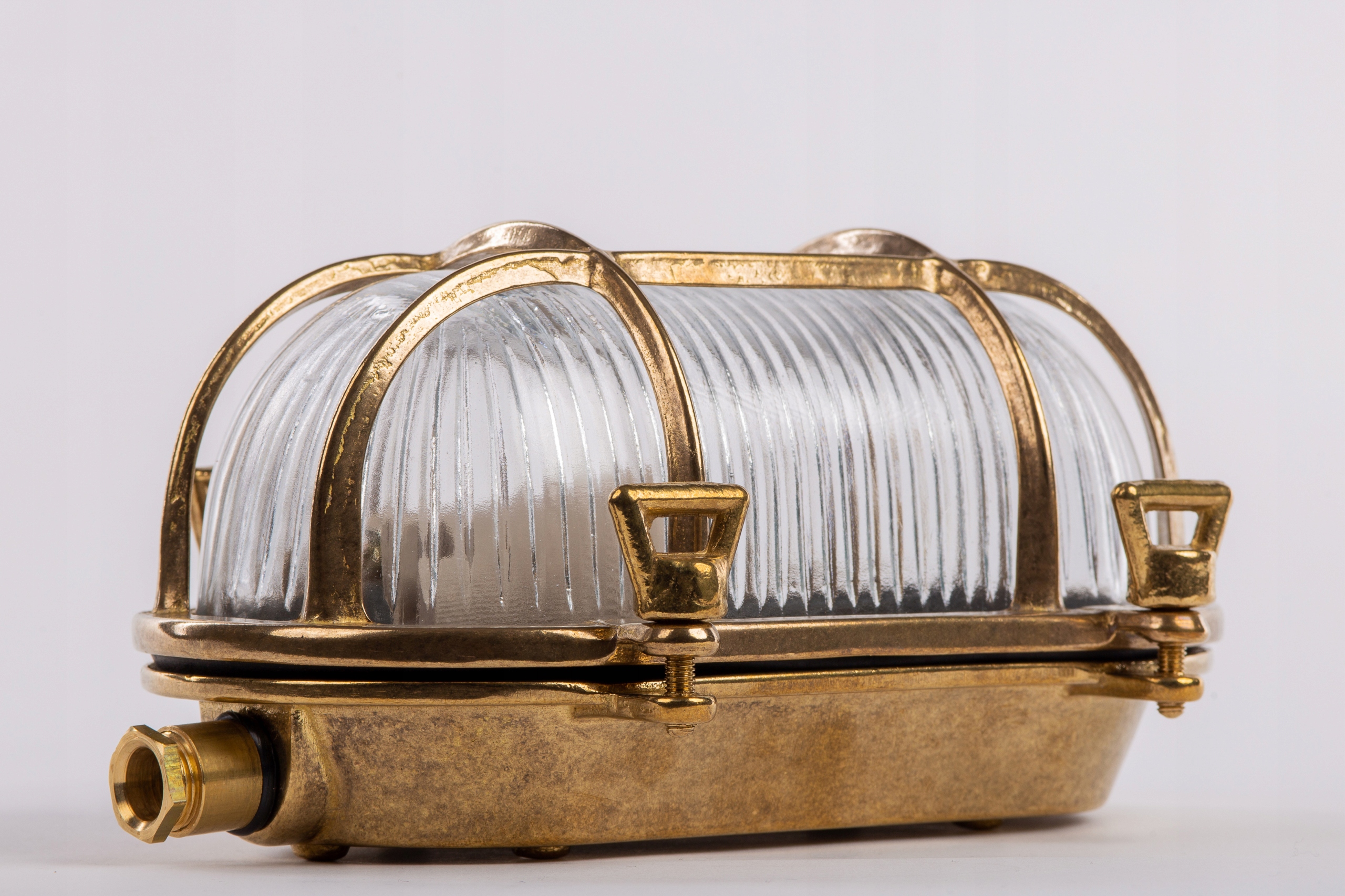 Oprawa Mosiądz Brass sufitowa owalna Eurohandel 60 W E27 20 cm IP67