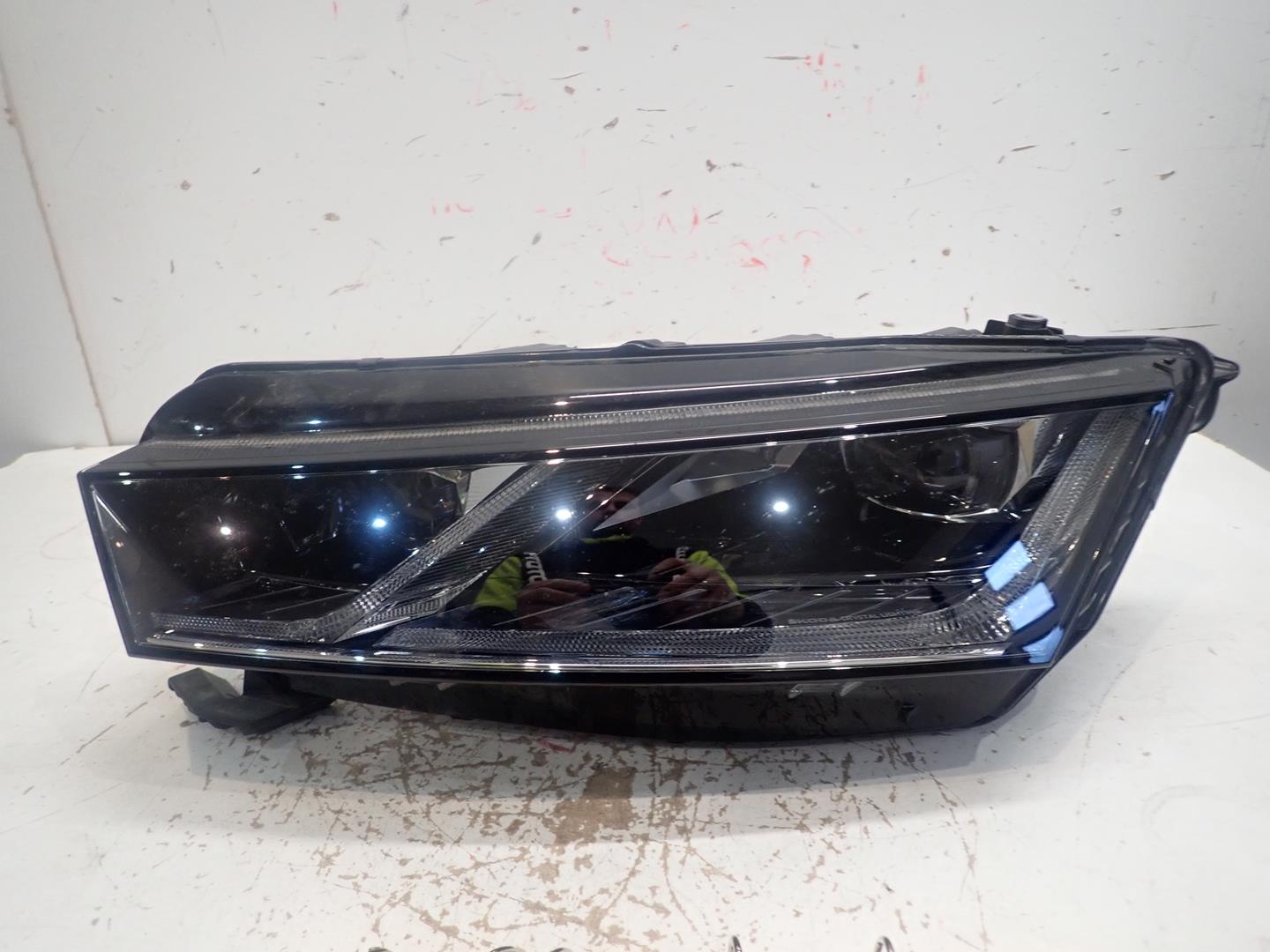 light front left SKODA OCTAVIA IV 2020- FULL LED