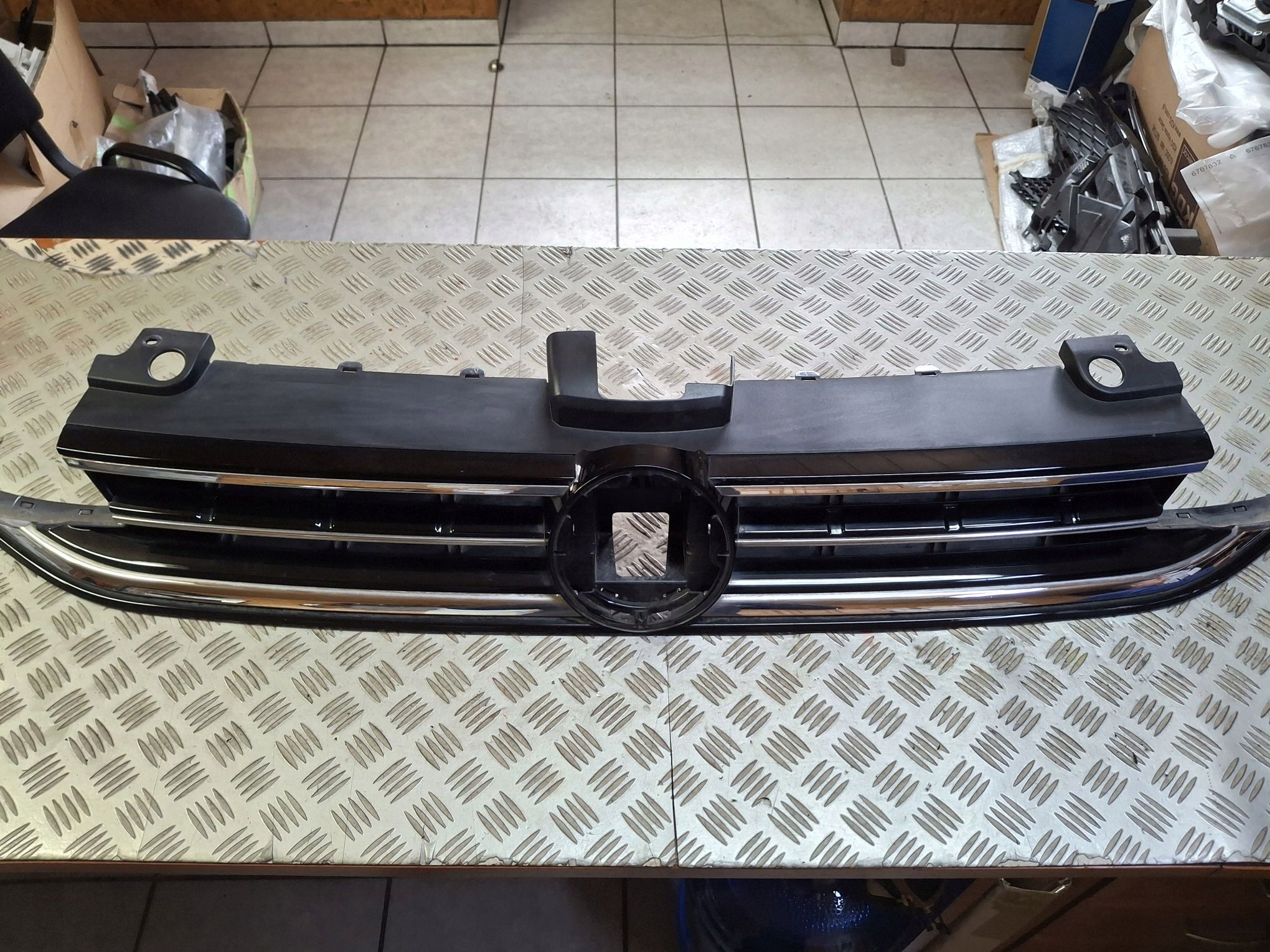 grill grill VW GOLF SPORTSVAN LIFT 2017R->
