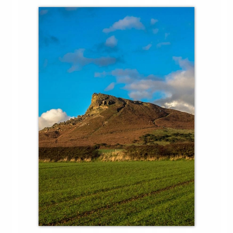 

Naklejki 50x70 Widok z łąką Góra