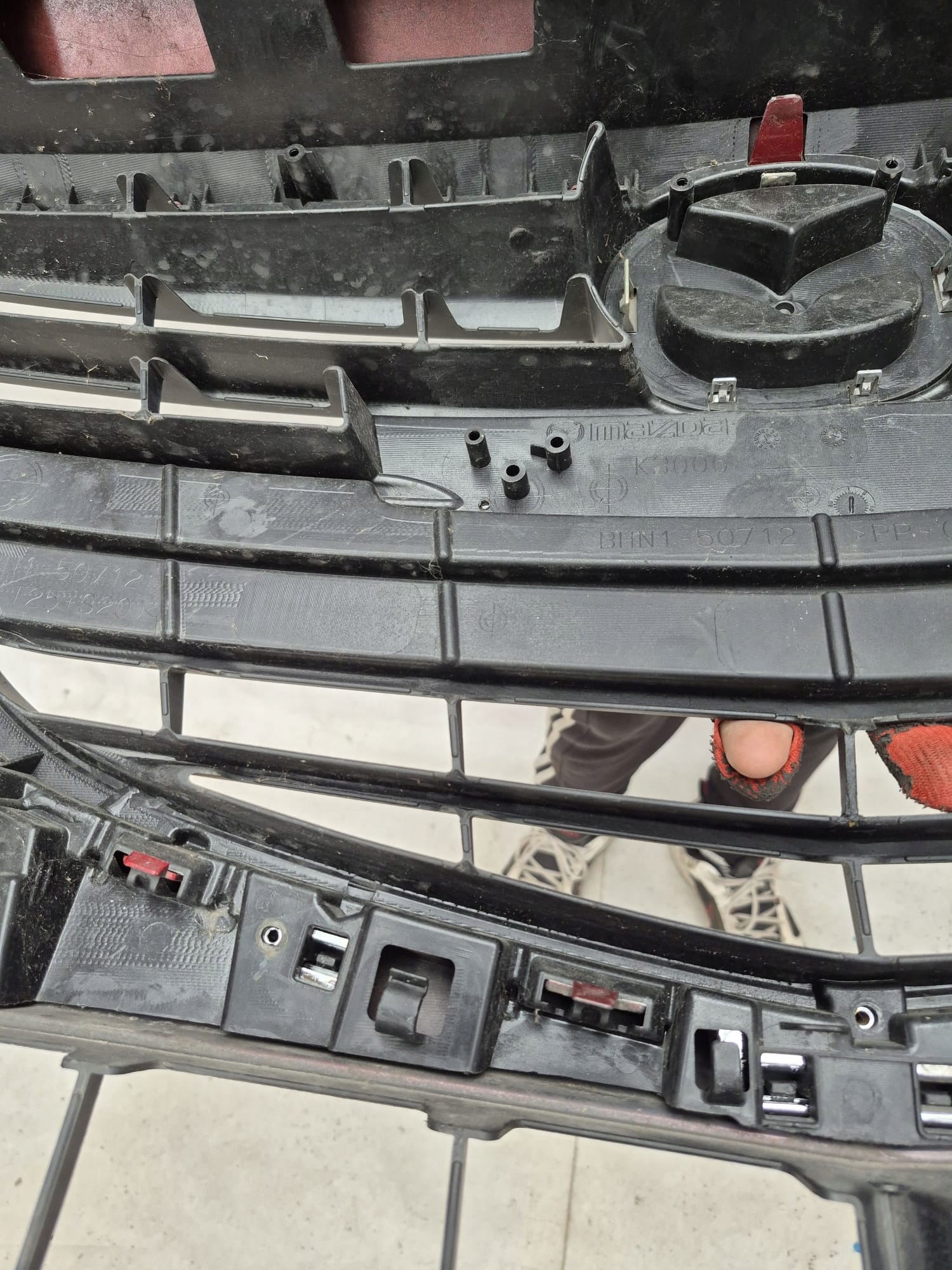 MAZDA 3 III BM 13- bumper front front grill grid 4XPDC BHN1-50031