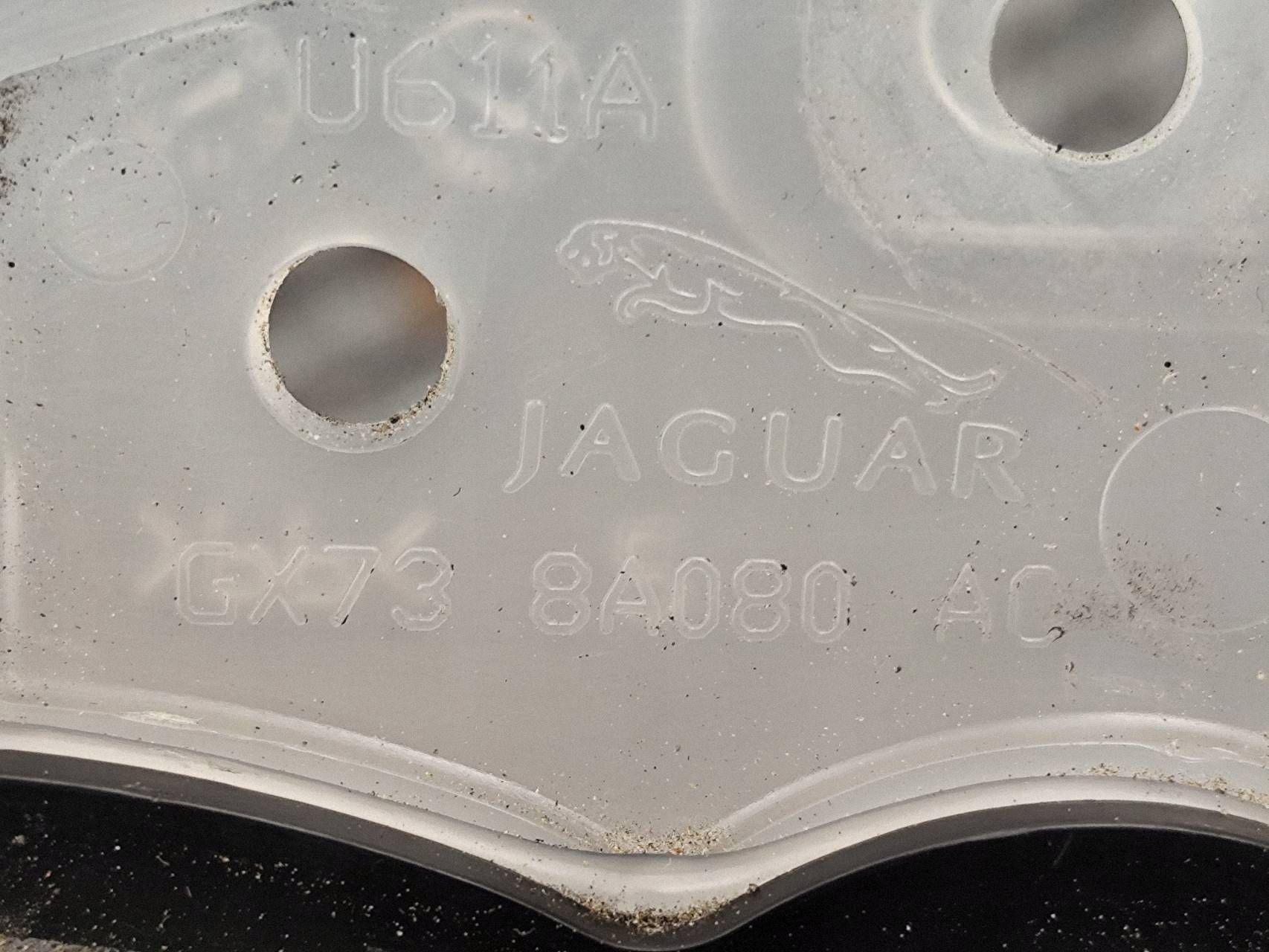 JAGUAR XE 760 2.0D Réservoir eau GX738A080AC