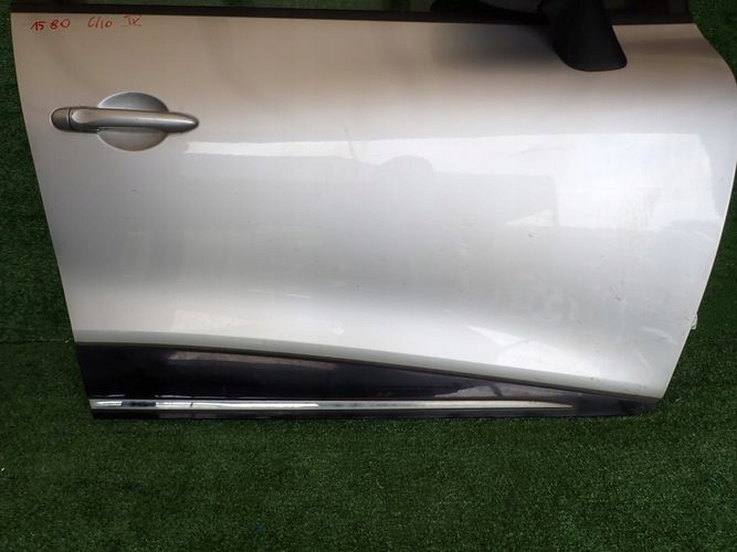 RENAULT CLIO IV dveře pravé přední předek