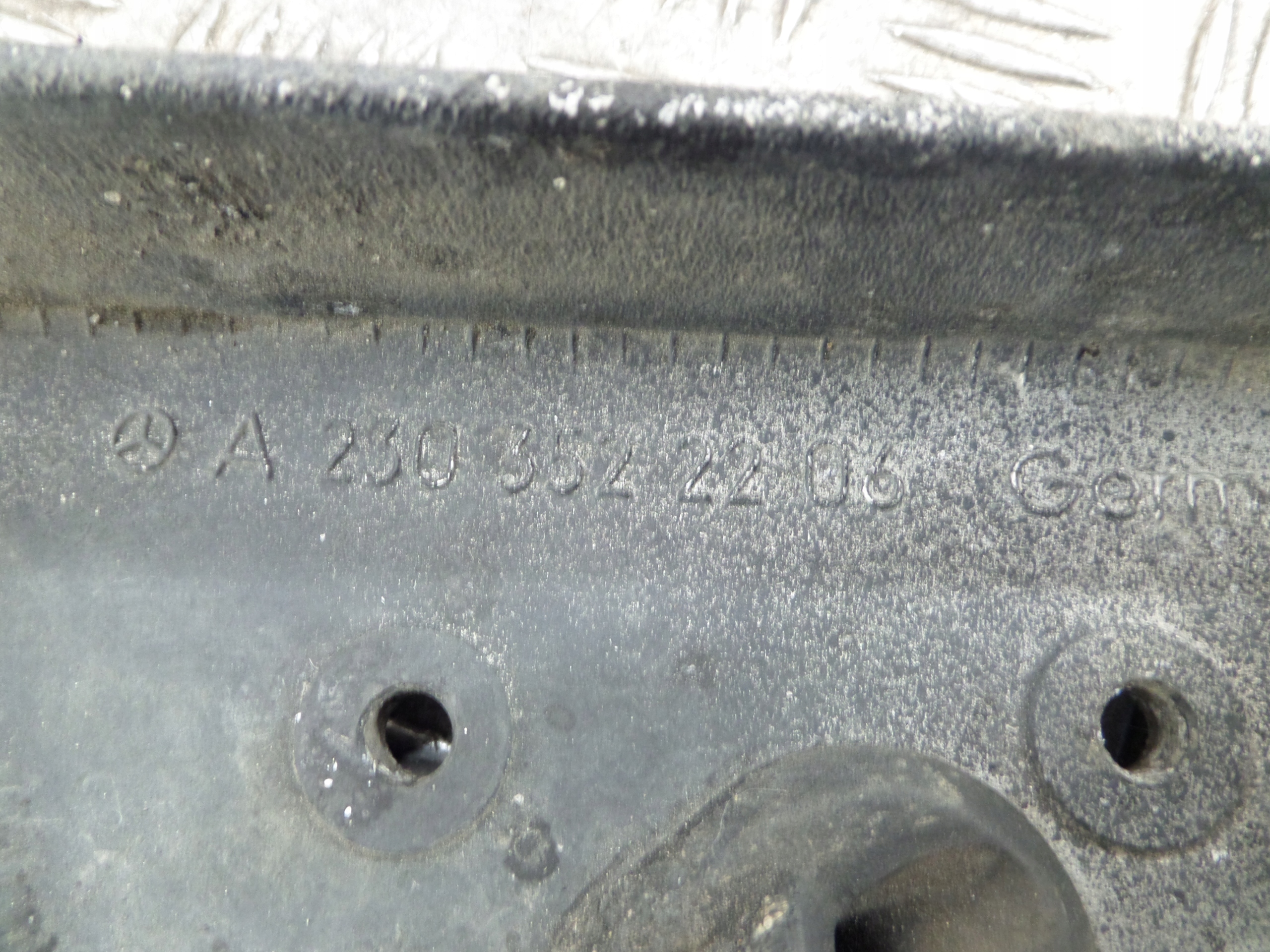 Support Support MOSTU MERCEDES W211 W219 A2303522206