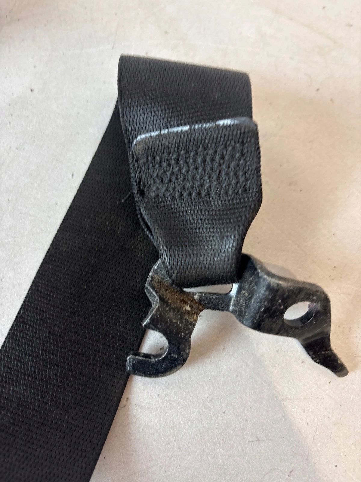 tension belt safety front front right BMW X1 E84