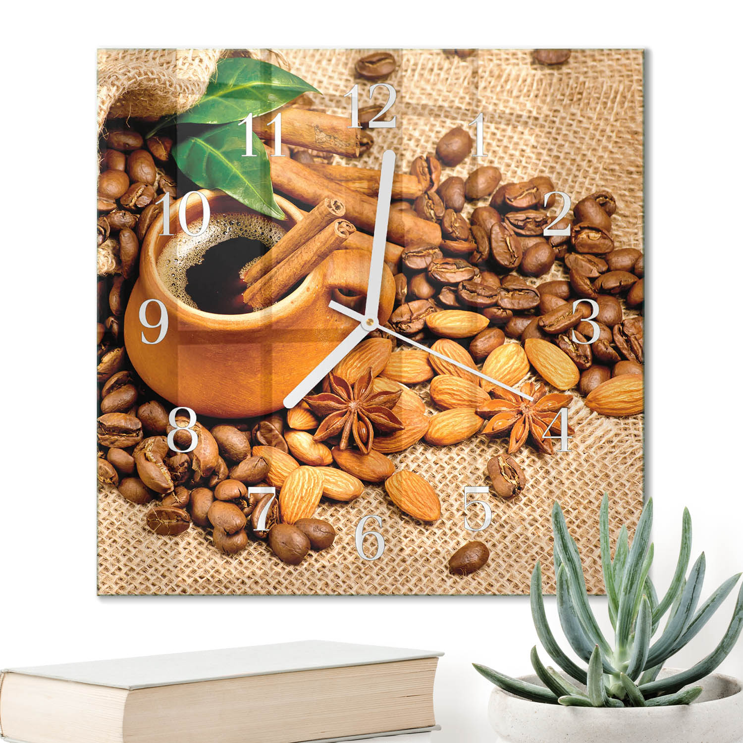 Čtvercové skleněné ozdobné hodiny 30 x 30 cm se vzorem skořicových mandlí
