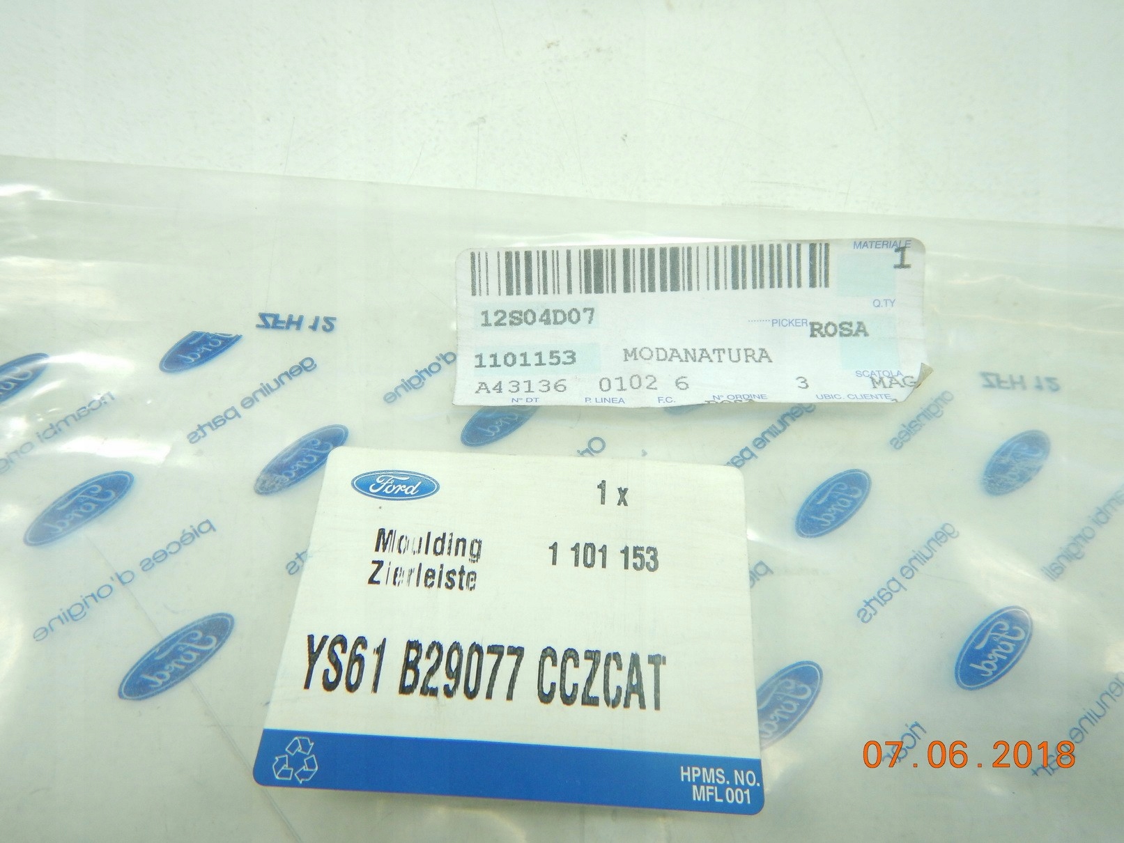 modanatura Esterna FORD FIESTA MK5 / 1101153 / YS61B29077CCZCAT