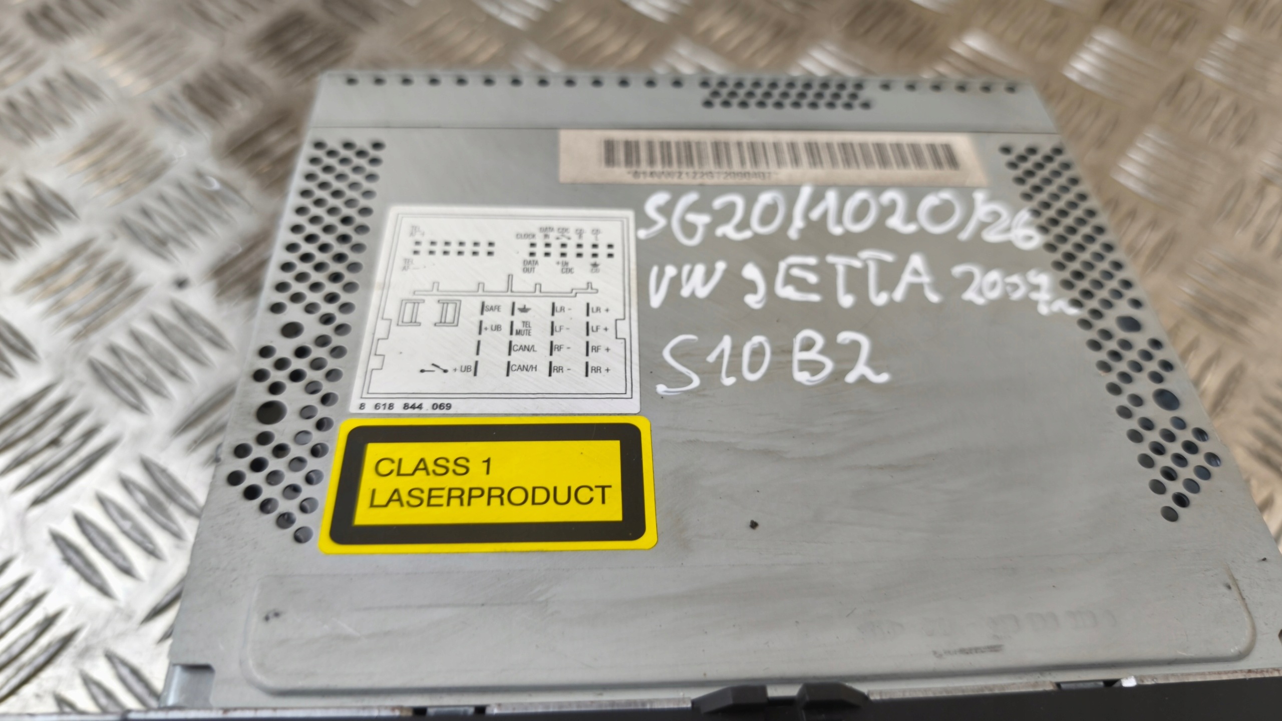 RADIO CD 1K0035191D VW JETTA 2007r