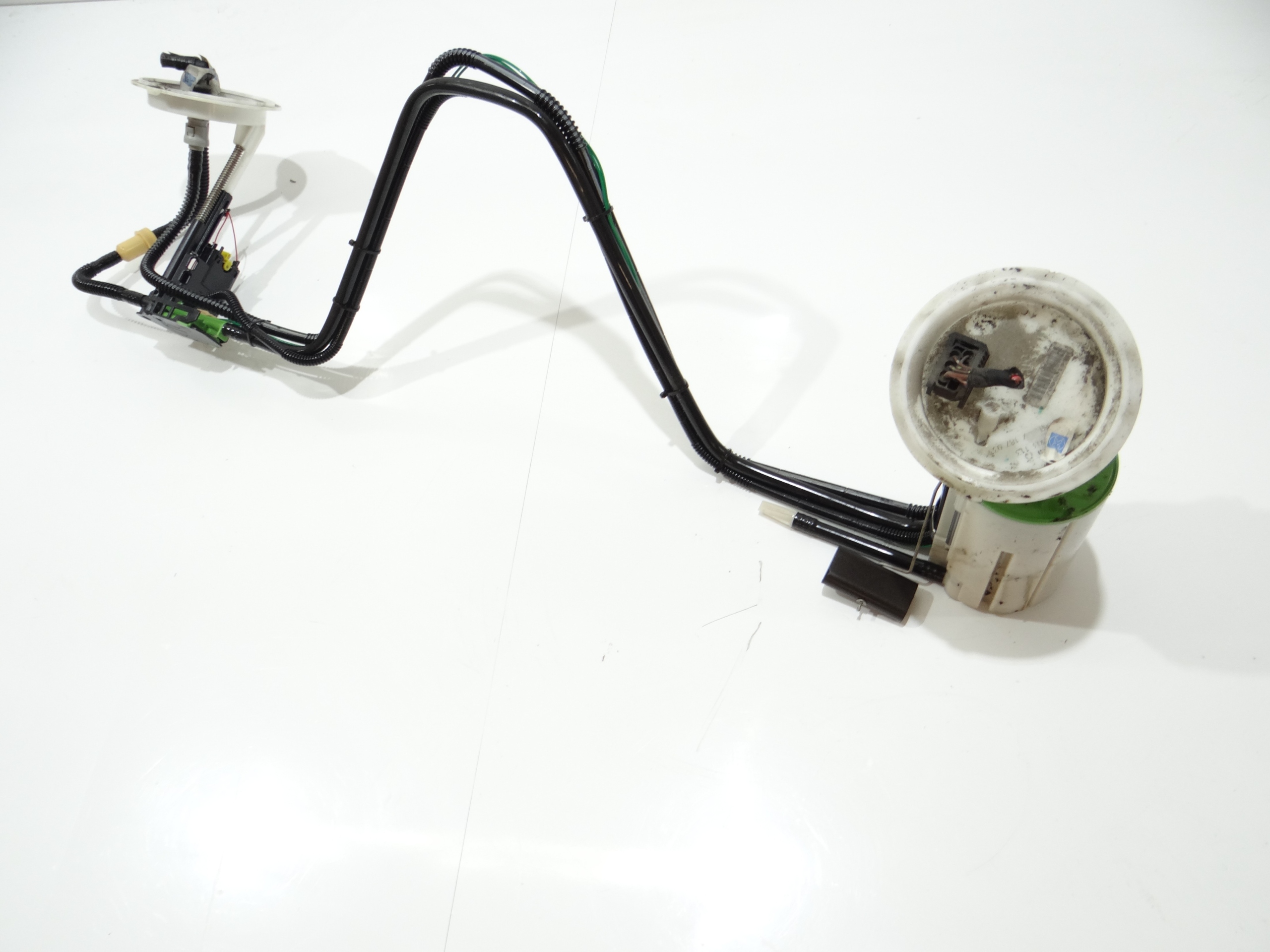 feed pump BMW E60 E61 LCI N47 2.0D 7187933 (4295738)