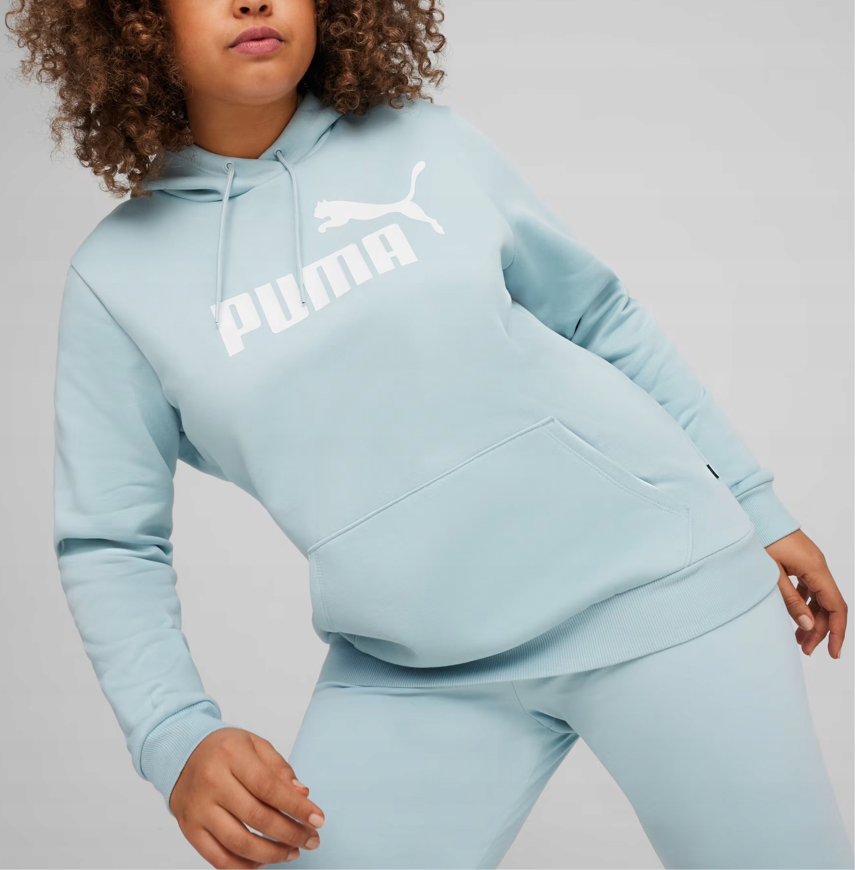 Sportovní Dámská Mikina Bavlněná S Kapucí Puma Ess Logo velikost S