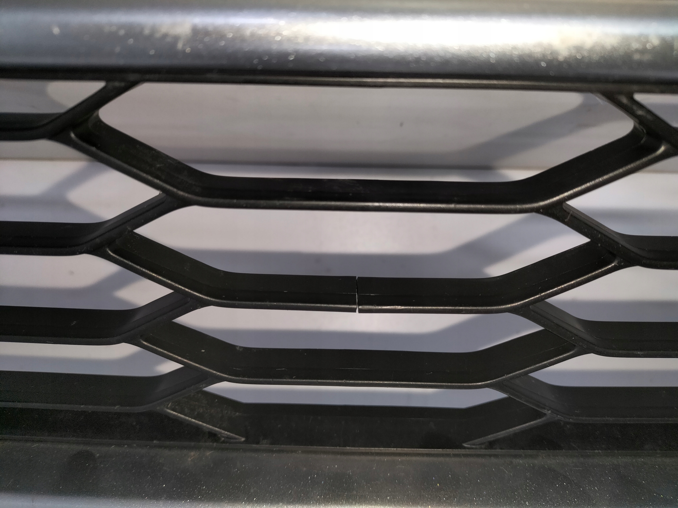grille grid of a bumper front SUBARU OUTBACK VI 20