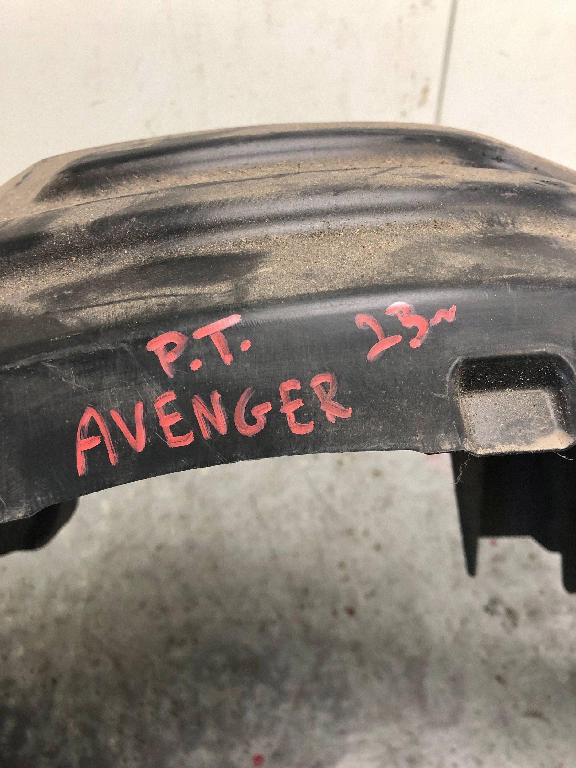 mudguard right rear part JEEP AVENGER 52170950