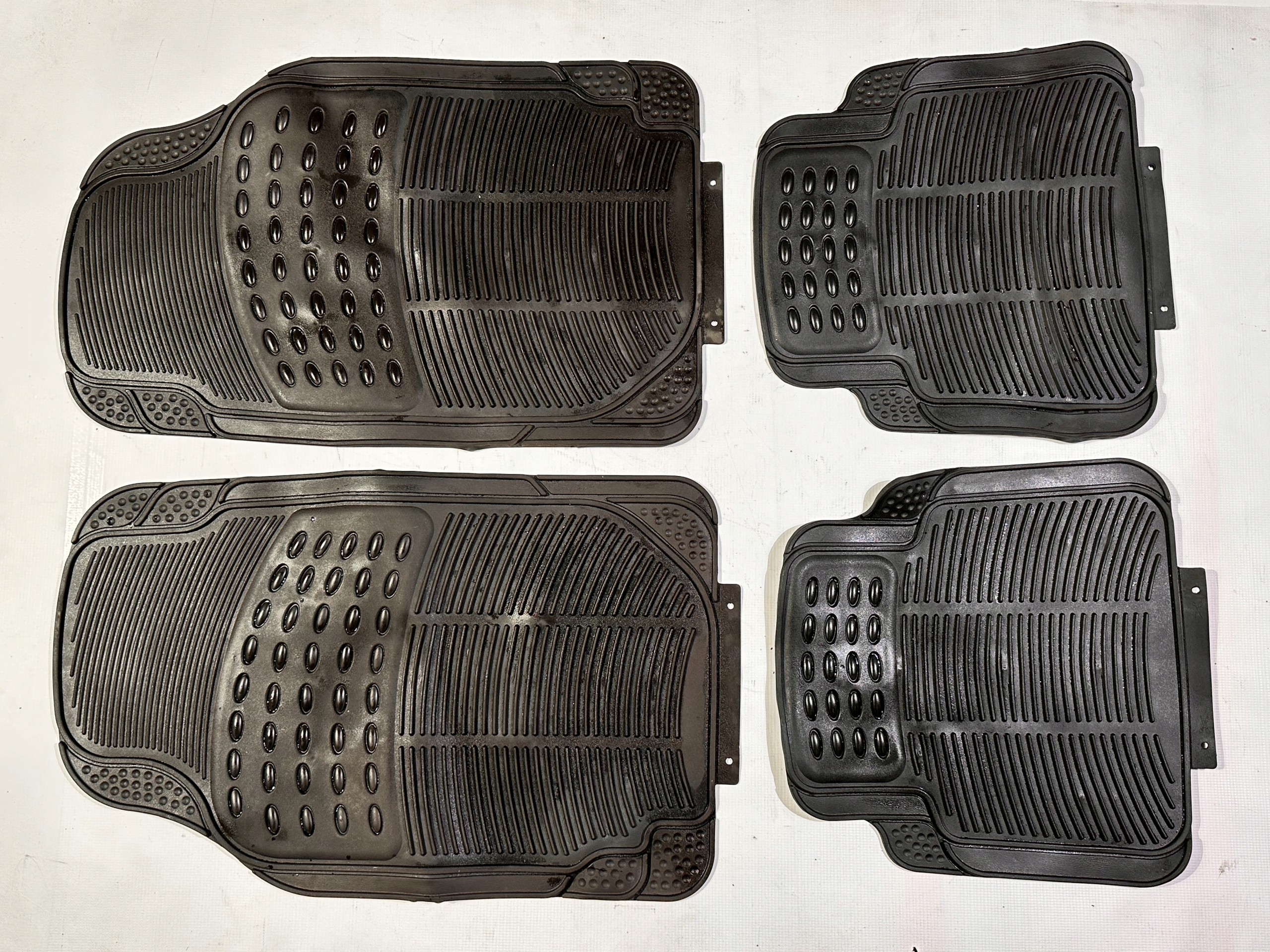 car carpet mats rubber running board Chevrolet Camaro 2009 - 2015