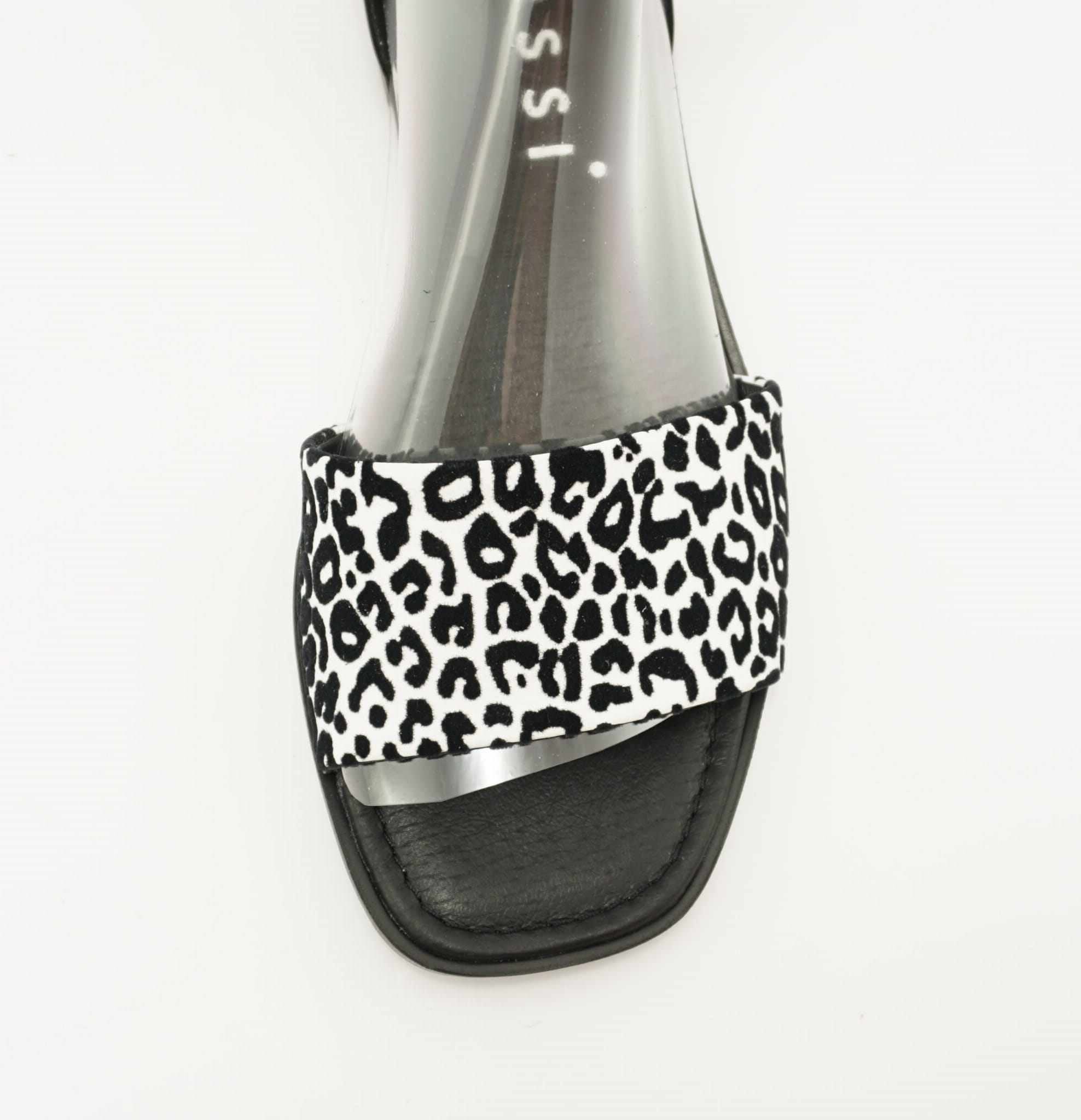 Sandały Nessi 21065 czarny biały Rozmiar 36 Materiał podeszwy wysokogatunkowe tworzywo