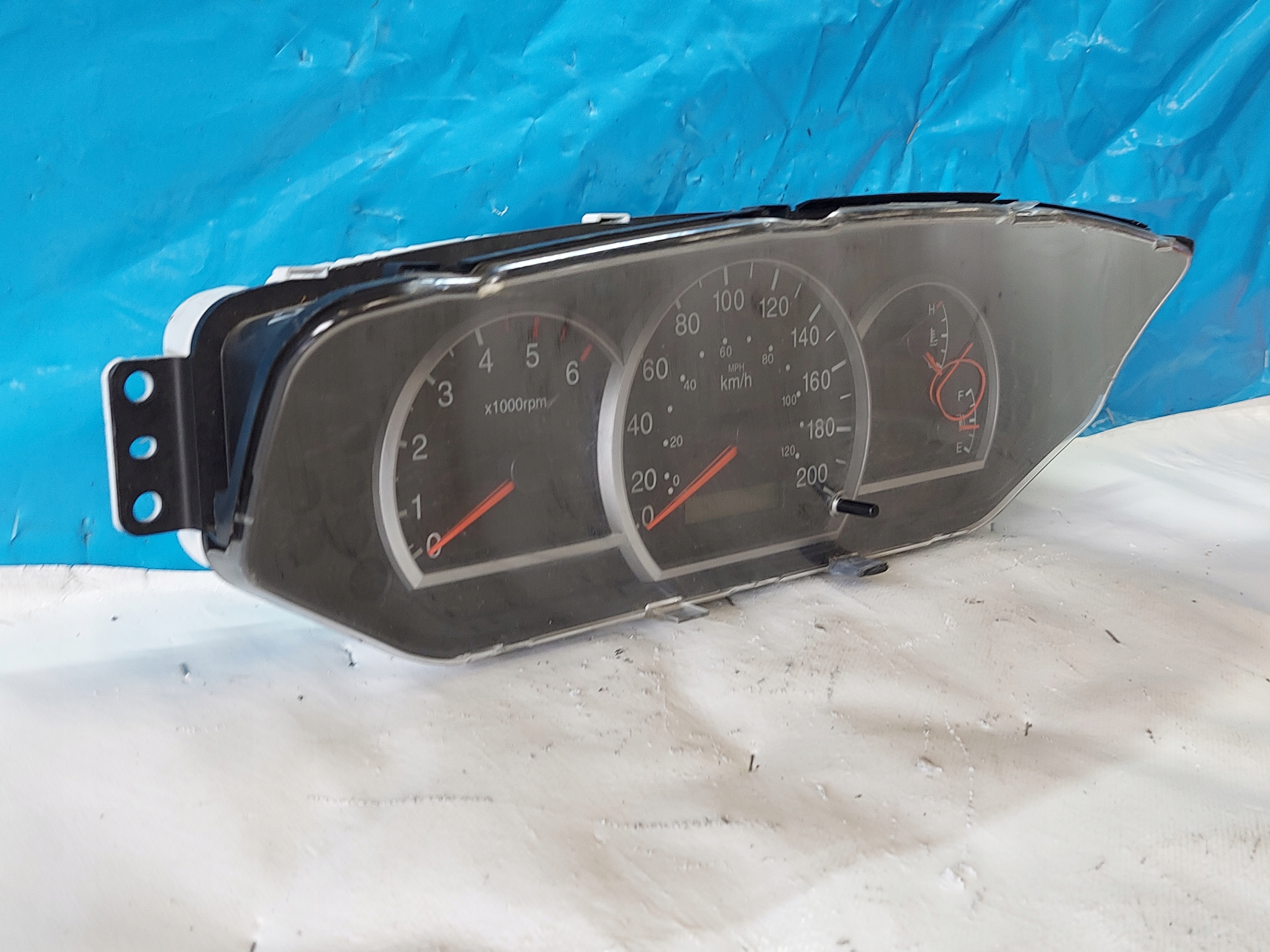 dials clock KIA CARENS II 2.0 CRDI 0K2KC55430
