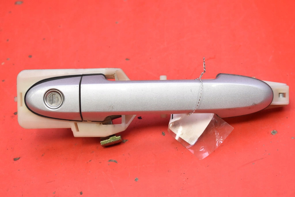 handle left front front SREBRNA HYUNDAI SANTA FE 2 II 06-10