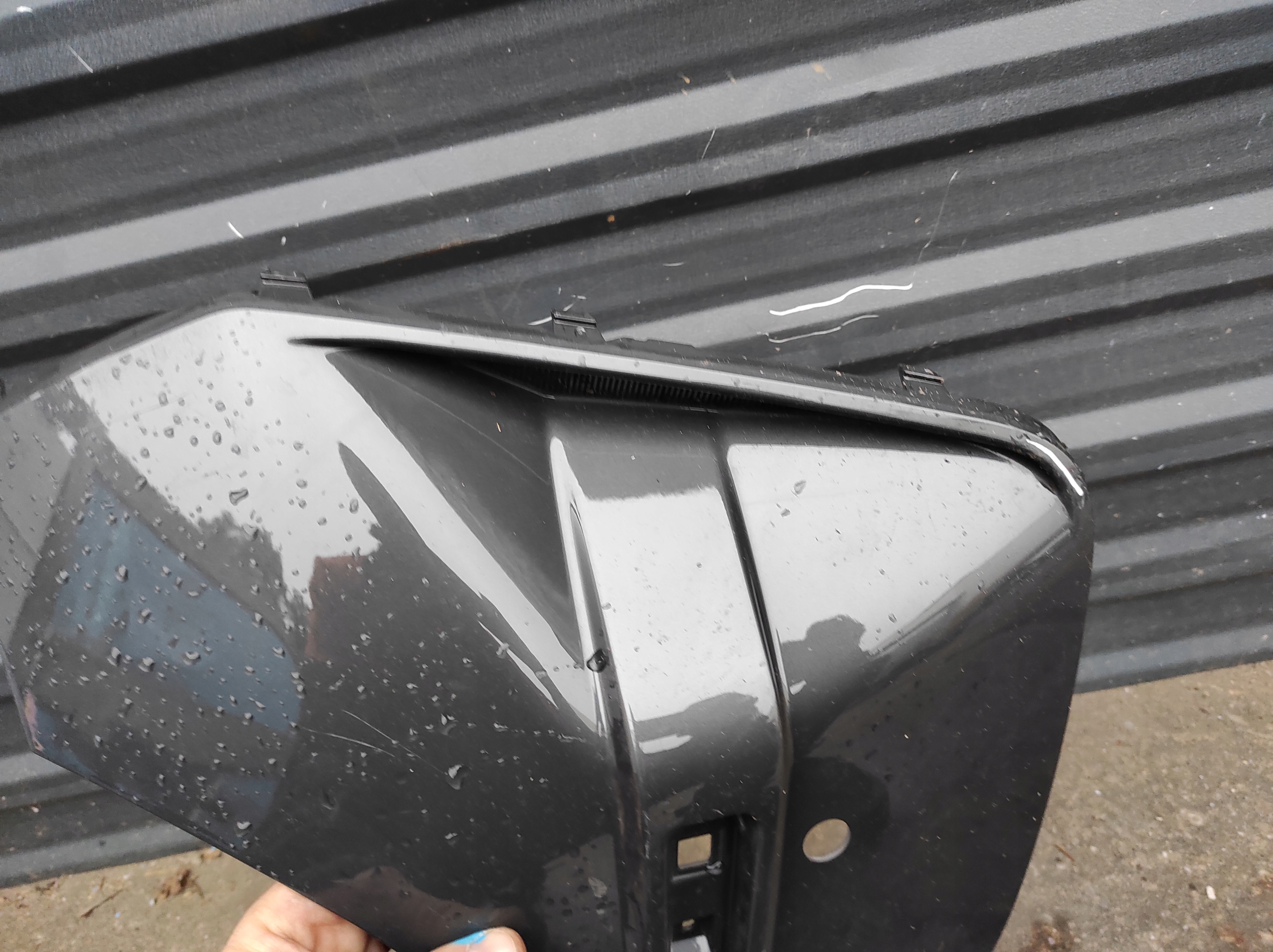 grid of a bumper left rear part BMW 4 G26 m-packet DARK SHADOW PDC 8078587