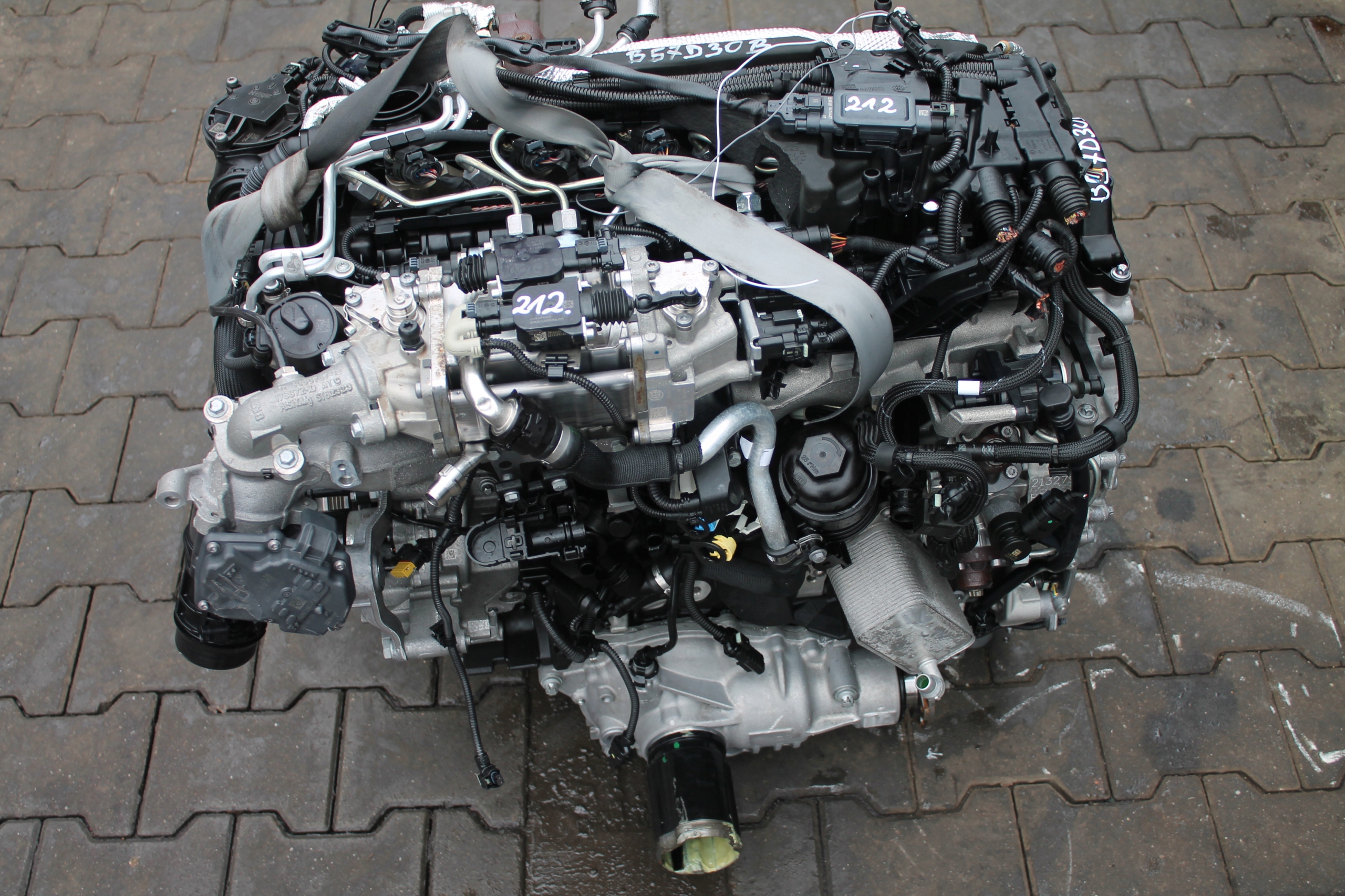 engine complete BMW 4X4 B57D30B 10 TYSKM