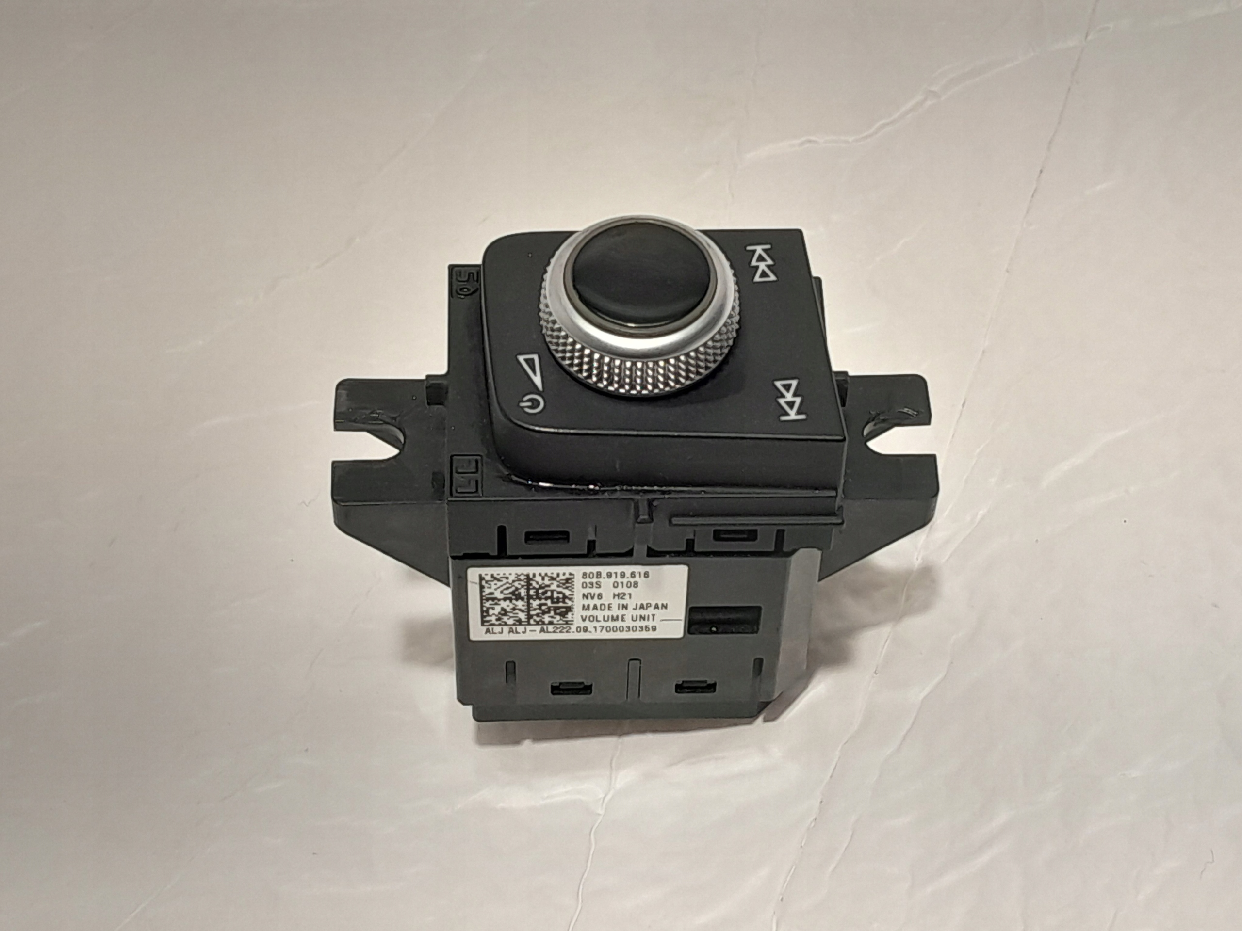 AUDI Q5 II 80A REGULATOR GLOSNOSCI 80B919616