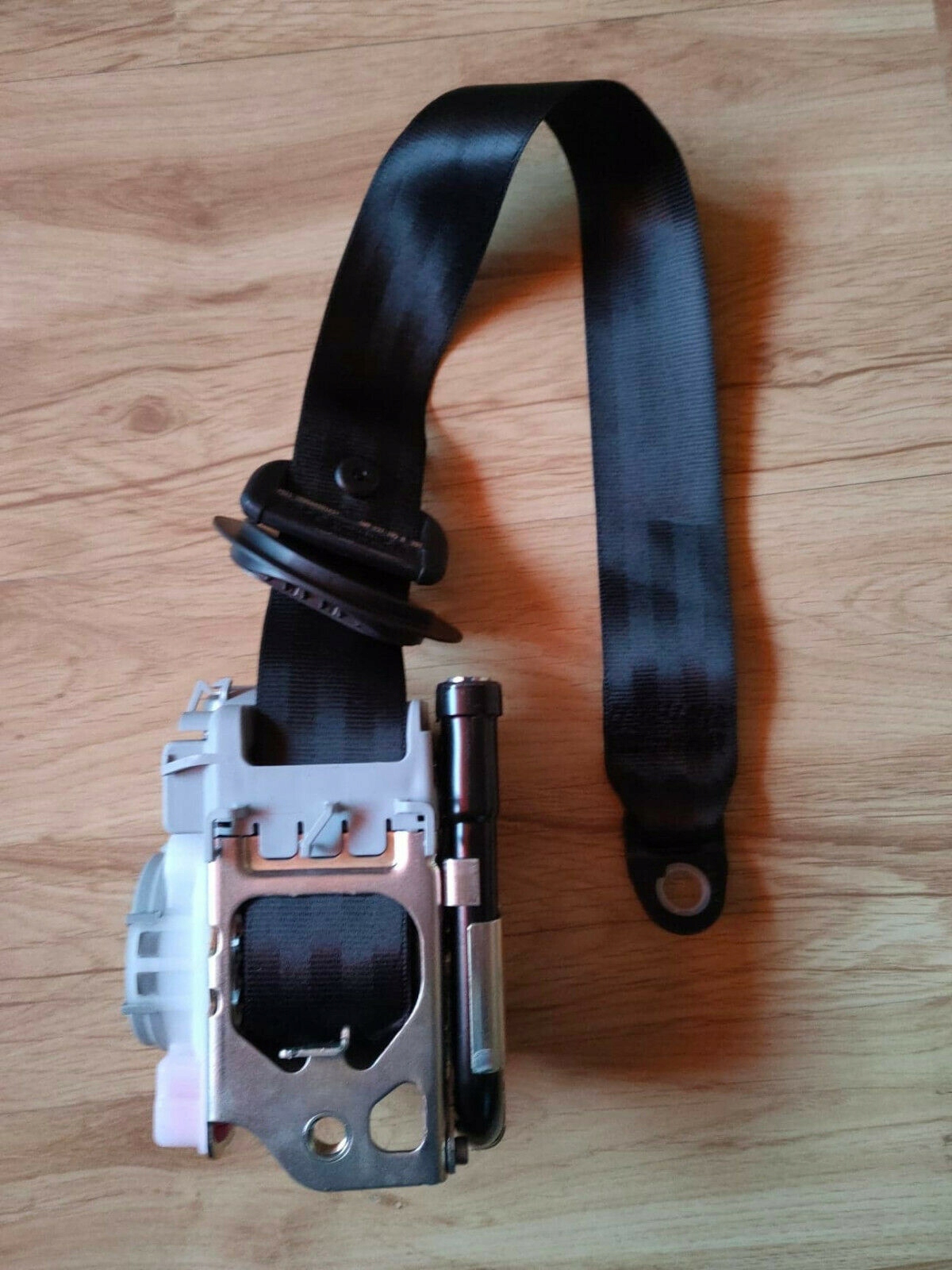 AUDI Q7 4m передній правий передній ремінь ORG 4M0857705