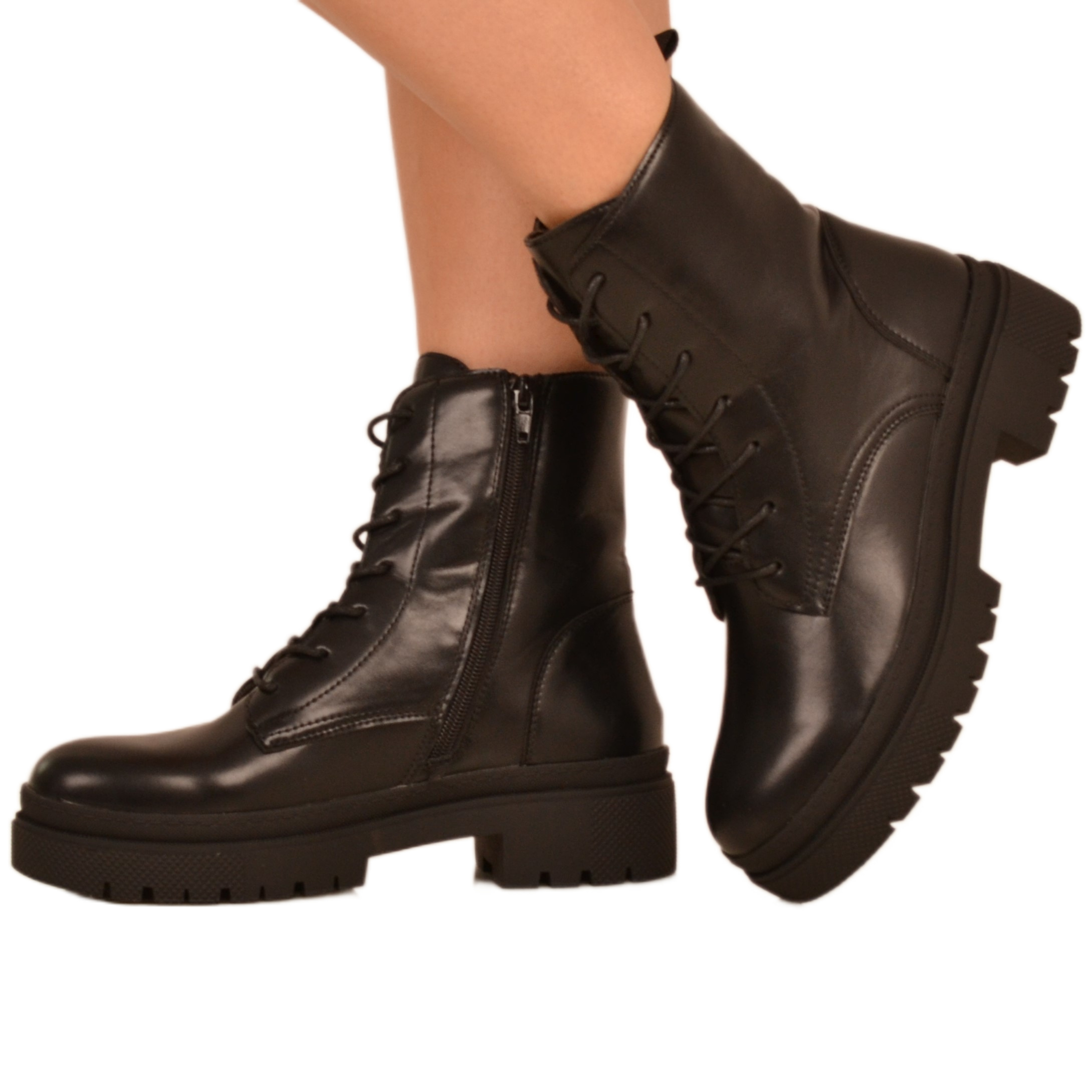 SKÓRZANE BOTKI DAMSKIE KLASYCZNE TRAPERY NA PLATFORMIE CZARNE