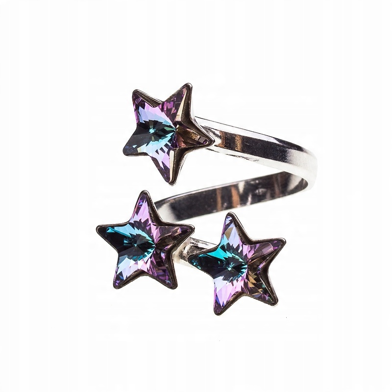 

Pierścionek srebrny z kr. Swarovski Gwiazdki VL