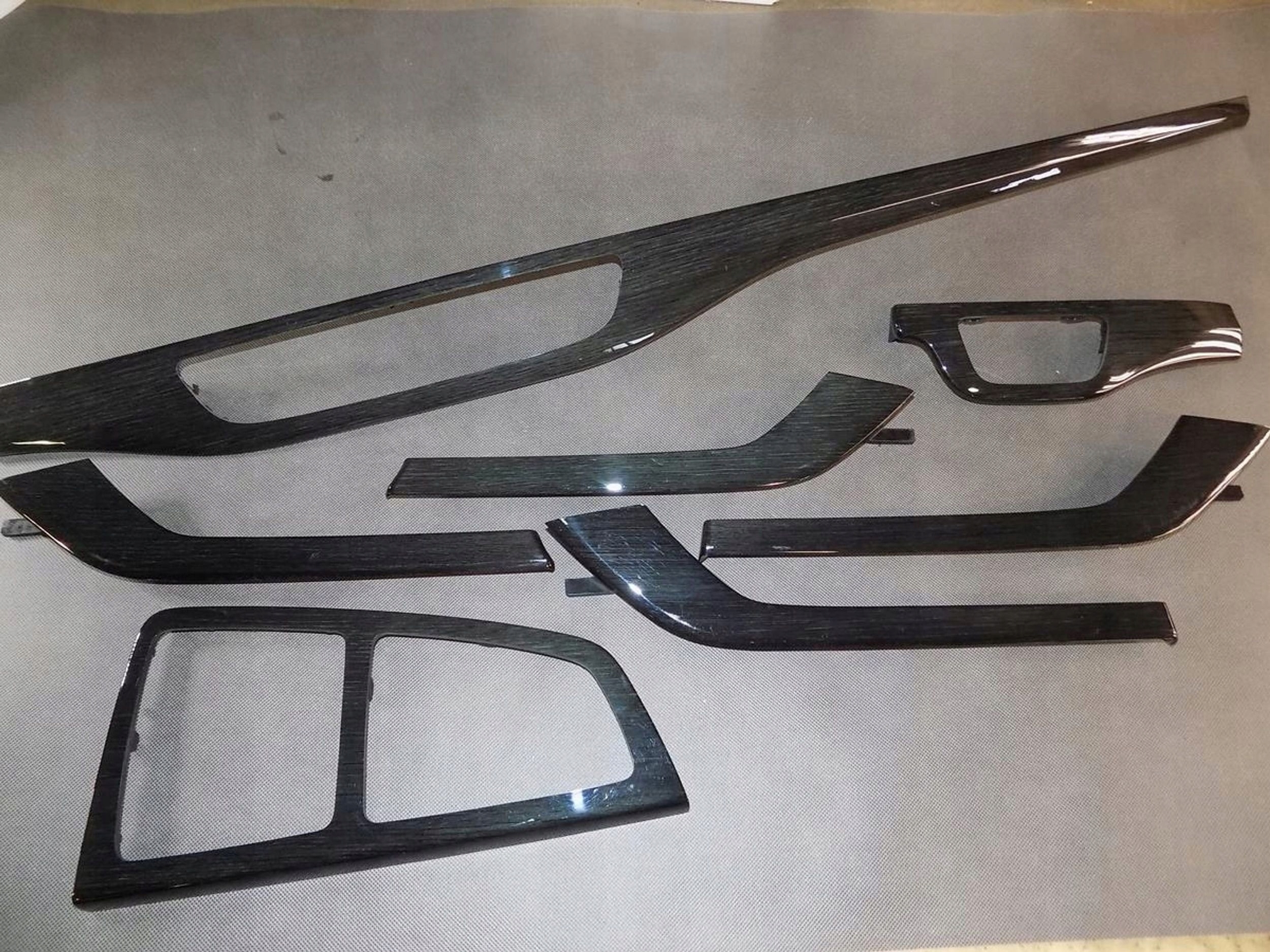 AUDI Q7 4M modanatura DEKORY SZARE Legno