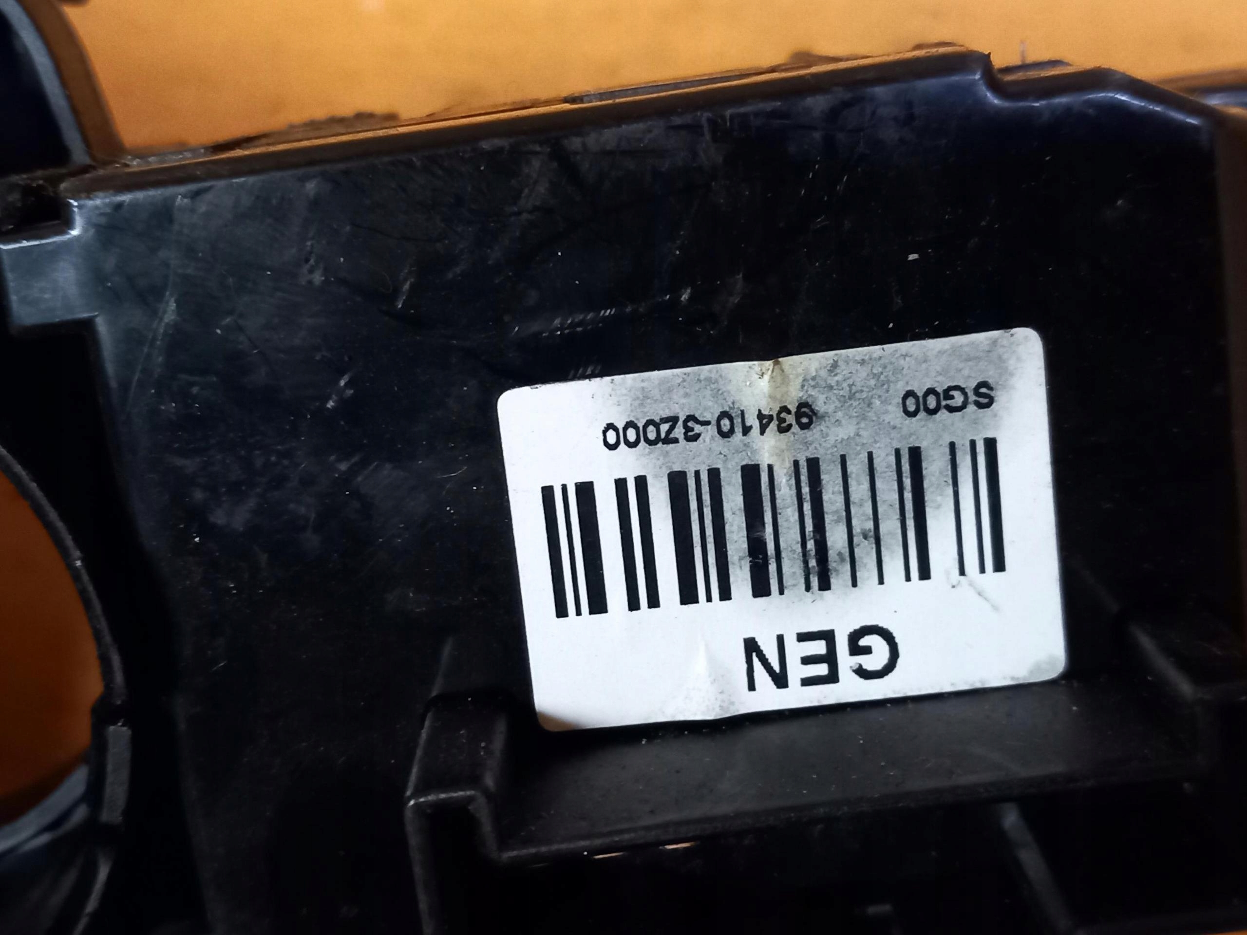 DEVIO LUCI TERGICRISTALLO TERGI HYUNDAI I40 93410-3Z000 11-15