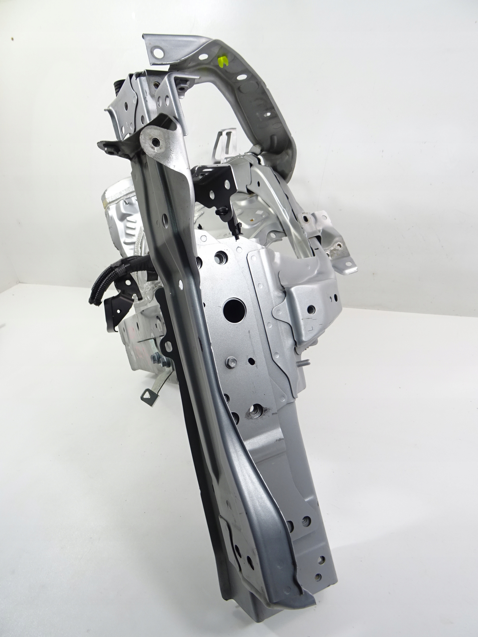 LEXUS UX 250 H PODŁUŻNICA ĆWIARTKA LEWA 1J4 Typ samochodu Samochody osobowe