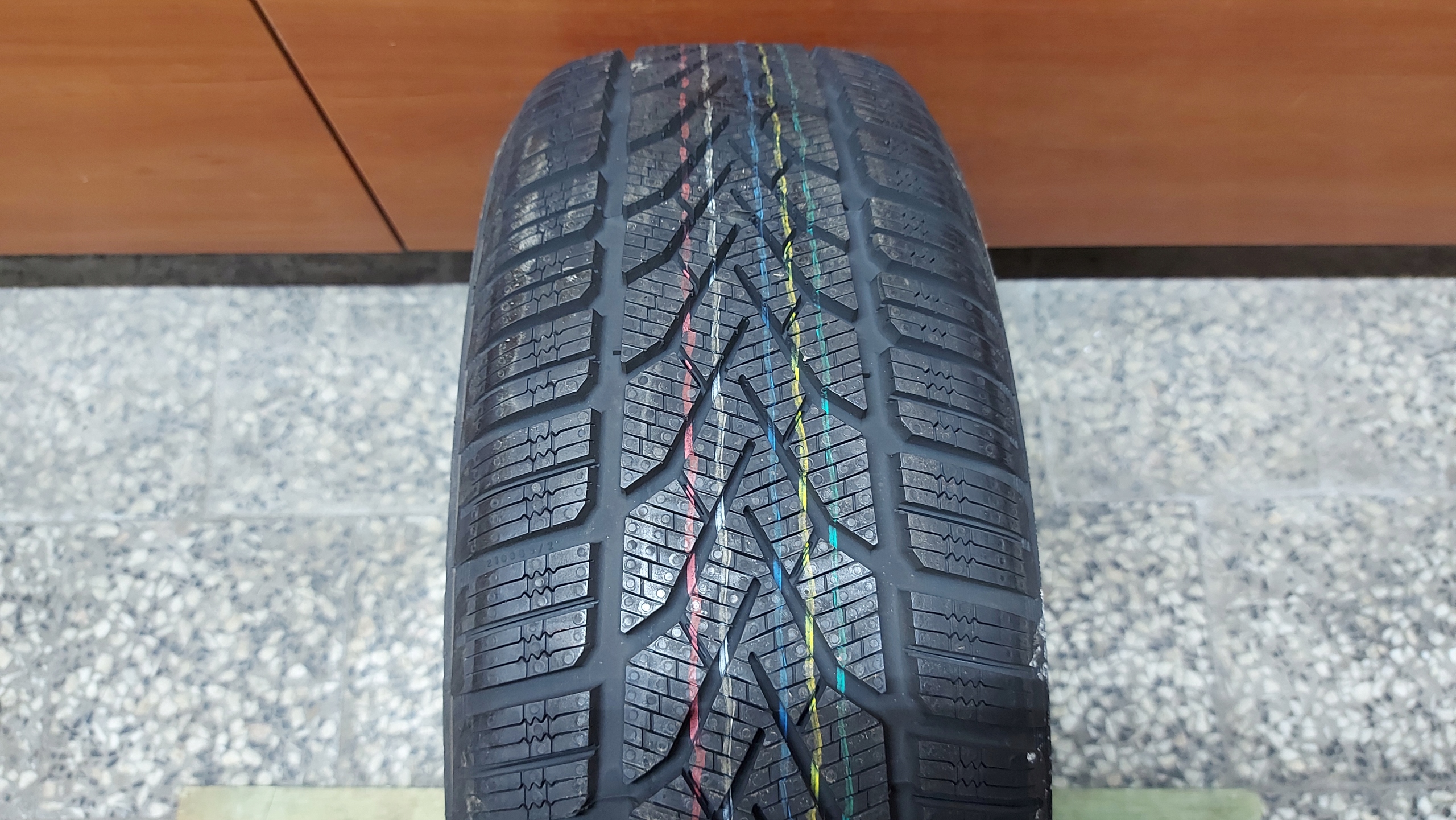 SEMPERIT SPEED-GRIP 2 205/55R16 gomma ZIMOWA 8,5mm