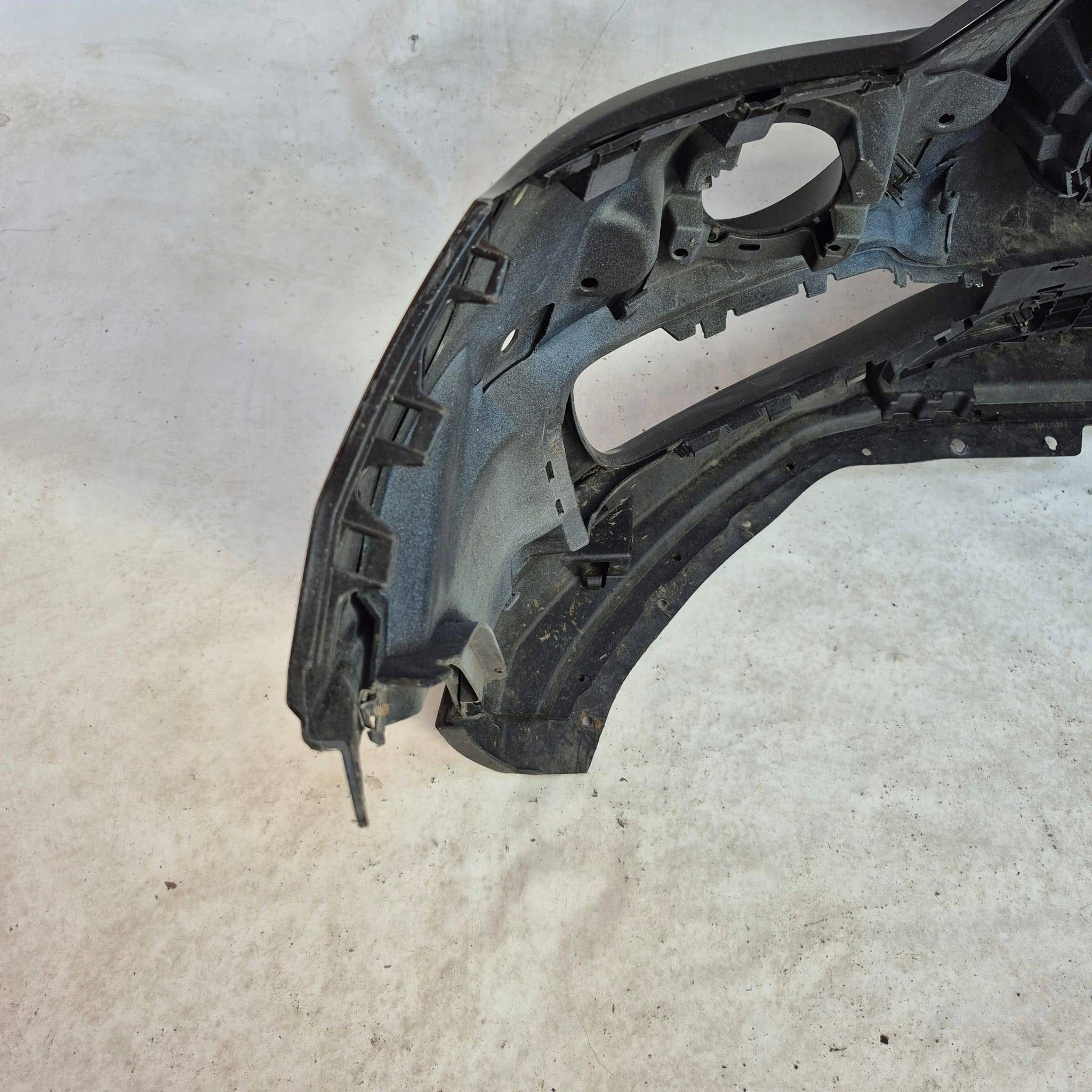 MASERATI LEVANTE 16-24 bumper front front PDC