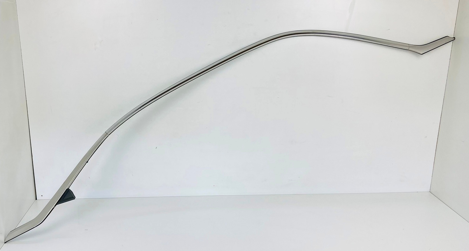 OPEL MOKKA II B LISTWA KAROSERYJNA PRAWA