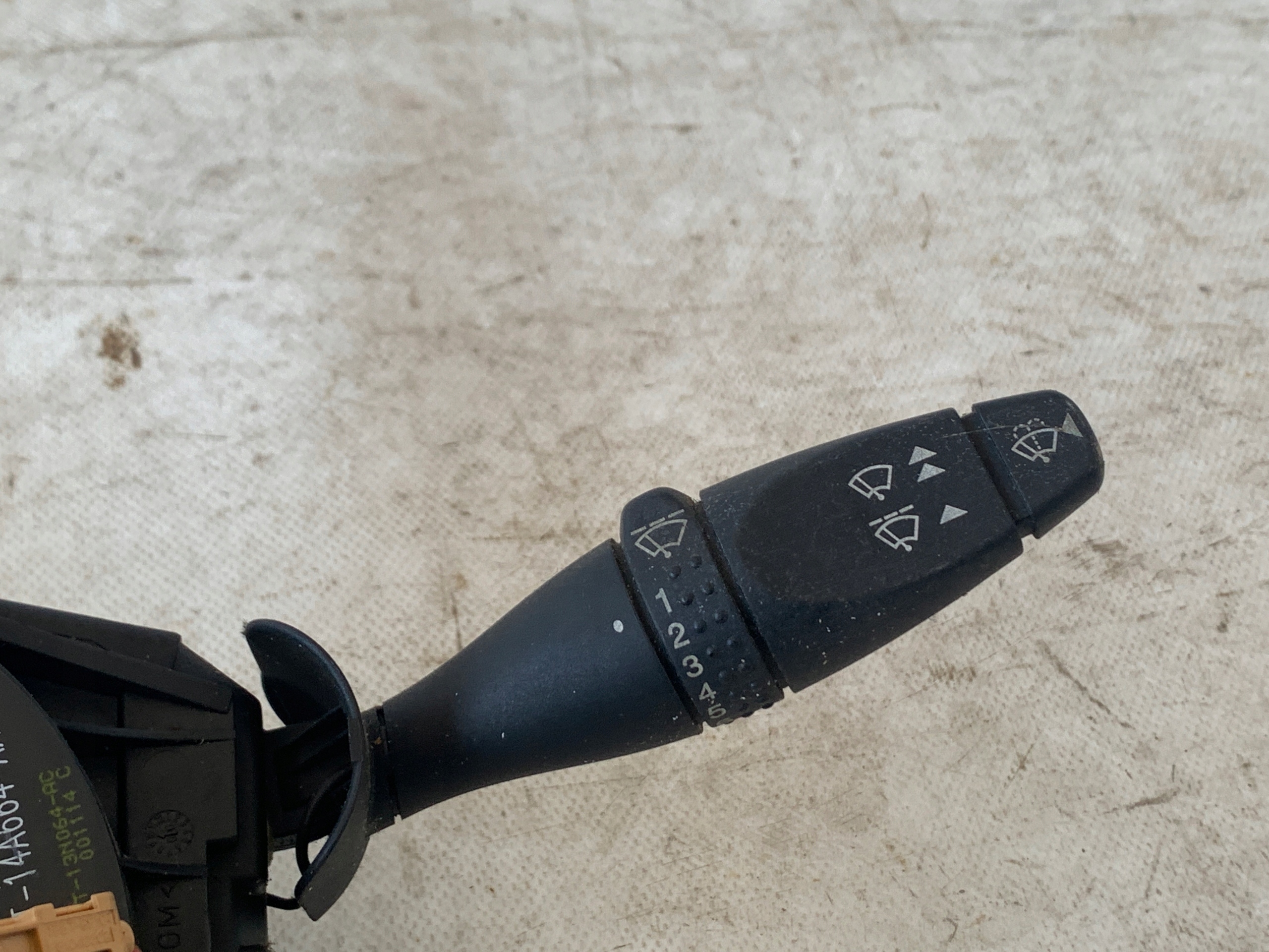 # steering wheel levers and controls ring FORD MONDEO MK3