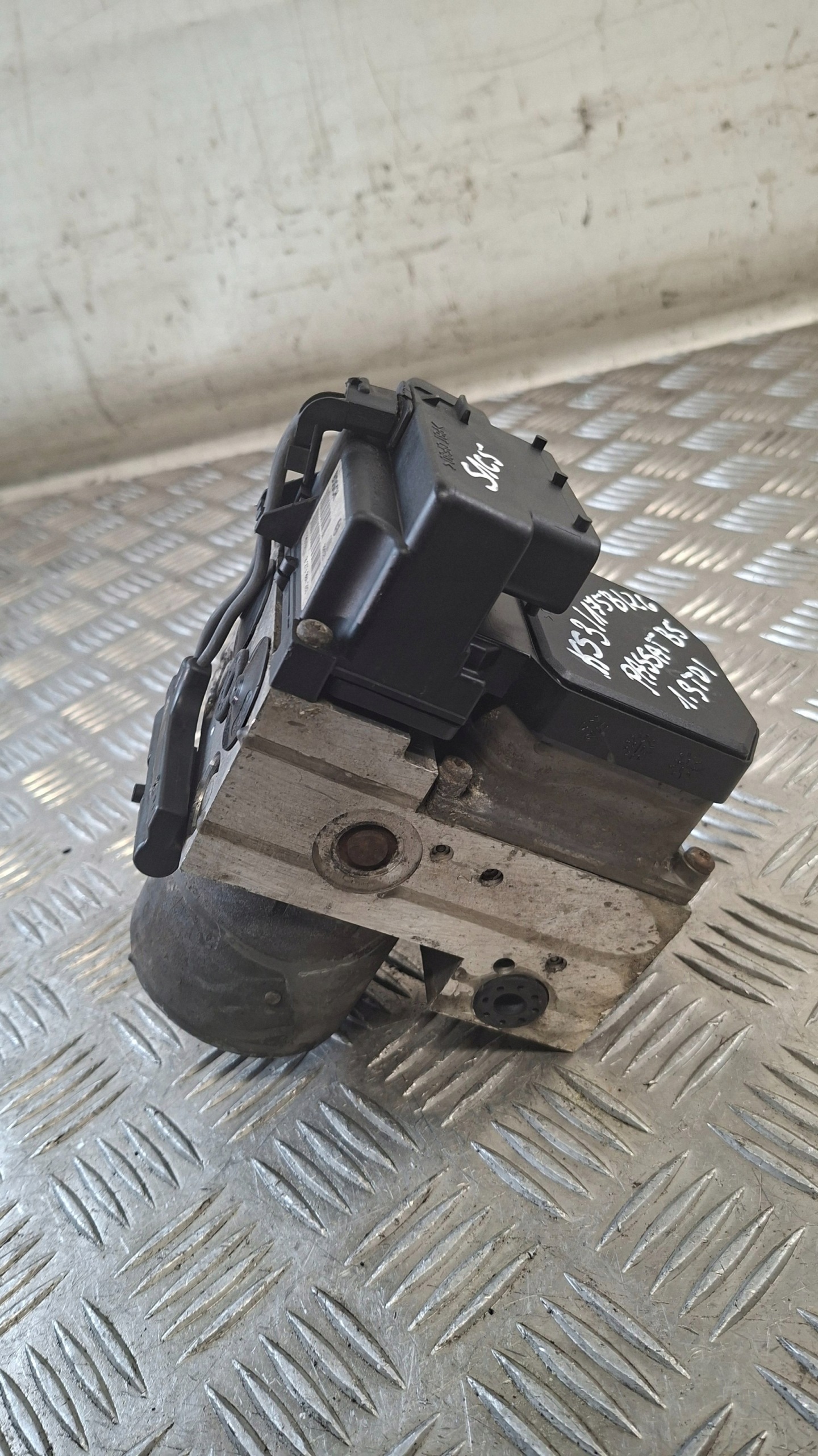 pumpe ABS VW PASSAT B5 1.9TDI